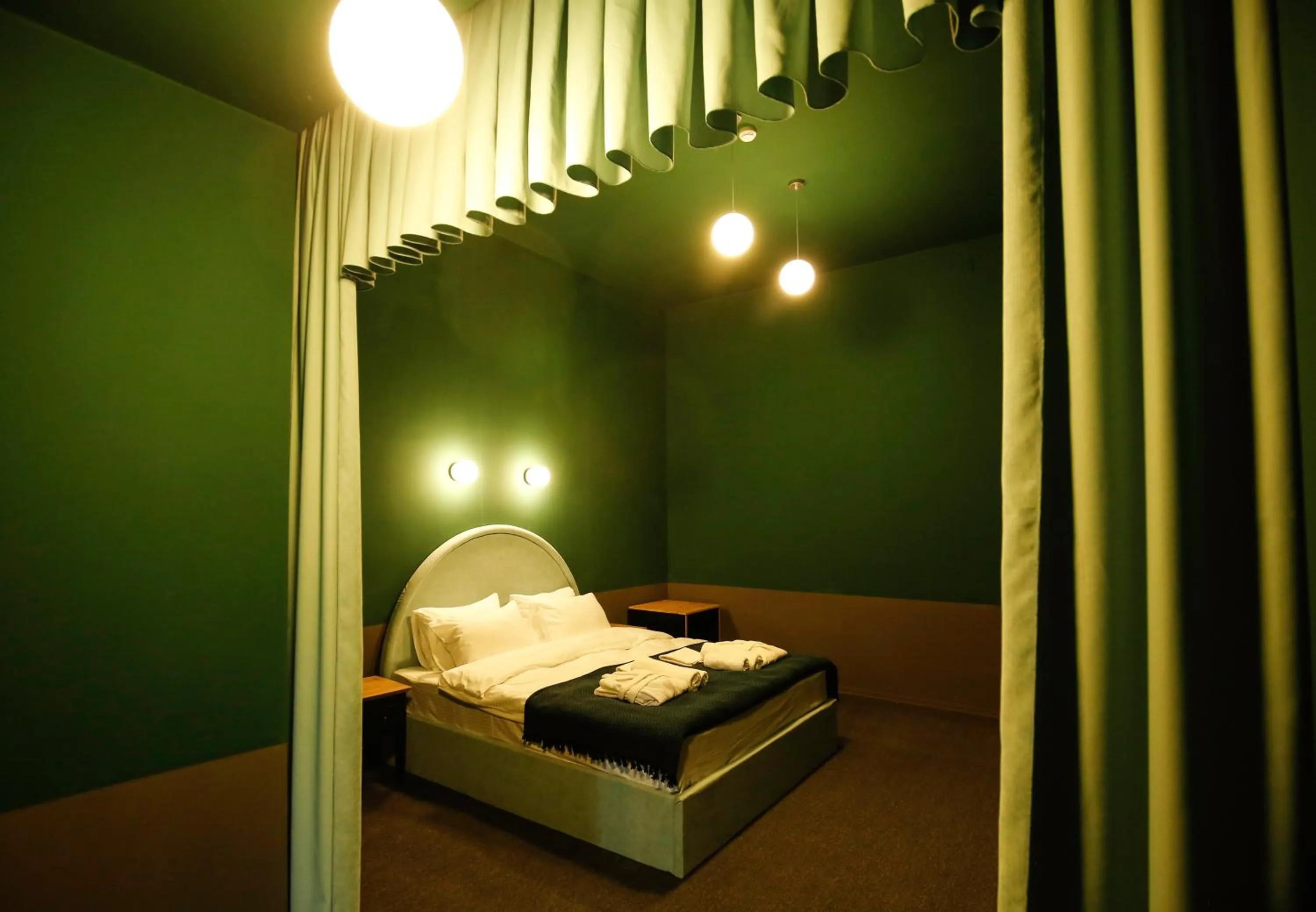 Bed in Hotel Memoire Kutaisi