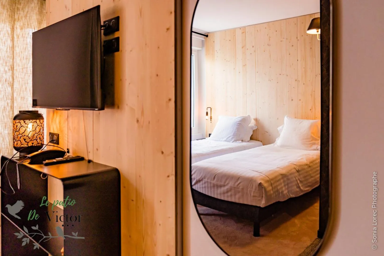 Bed in Hôtel Le Patio de Victor, Lorient