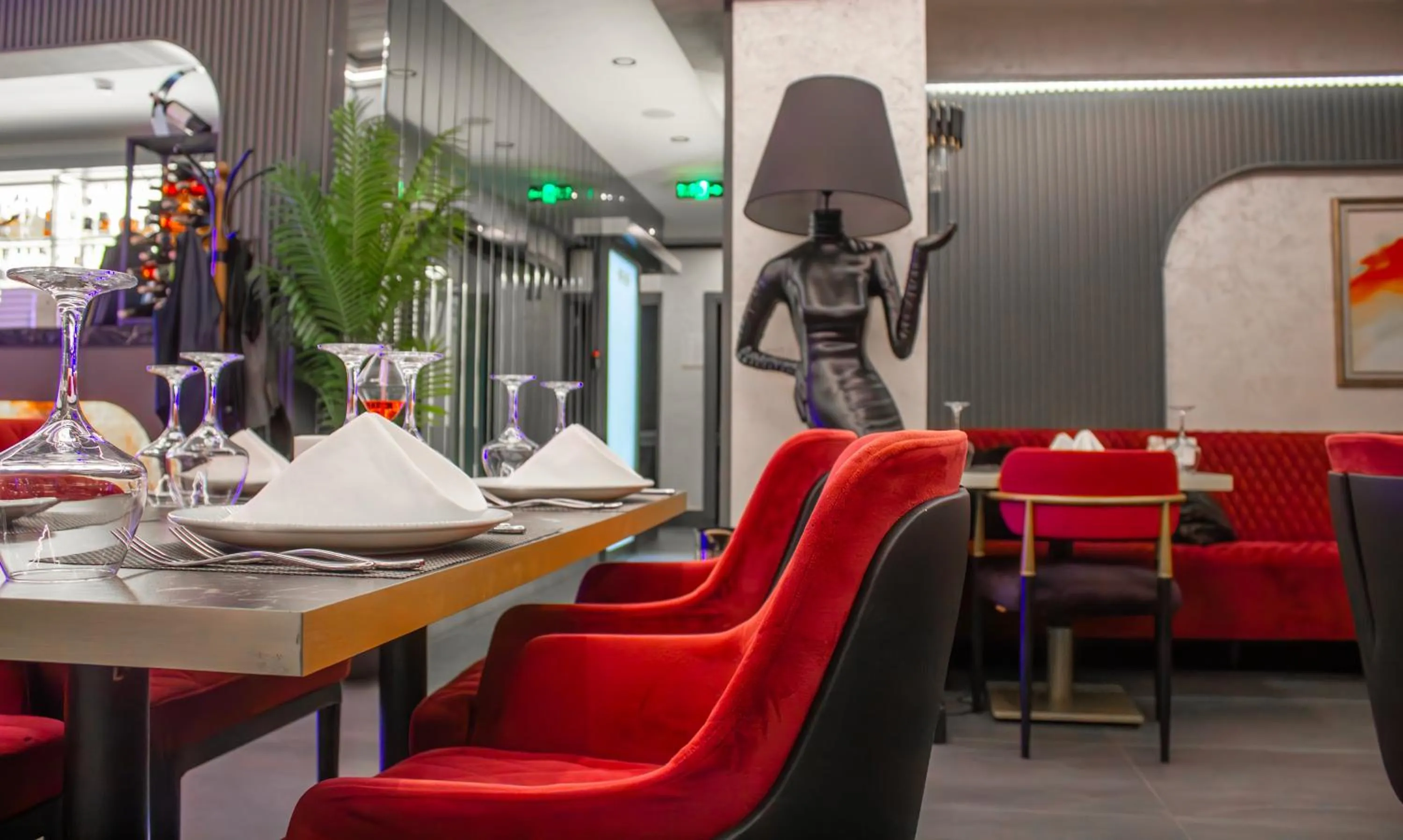 Restaurant/places to eat in Türkay Hotel