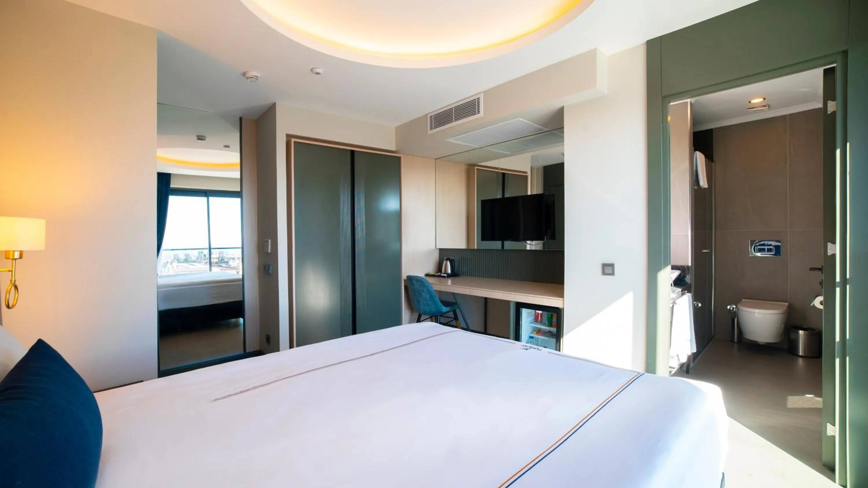 Photo of the whole room, Bed in Türkay Hotel