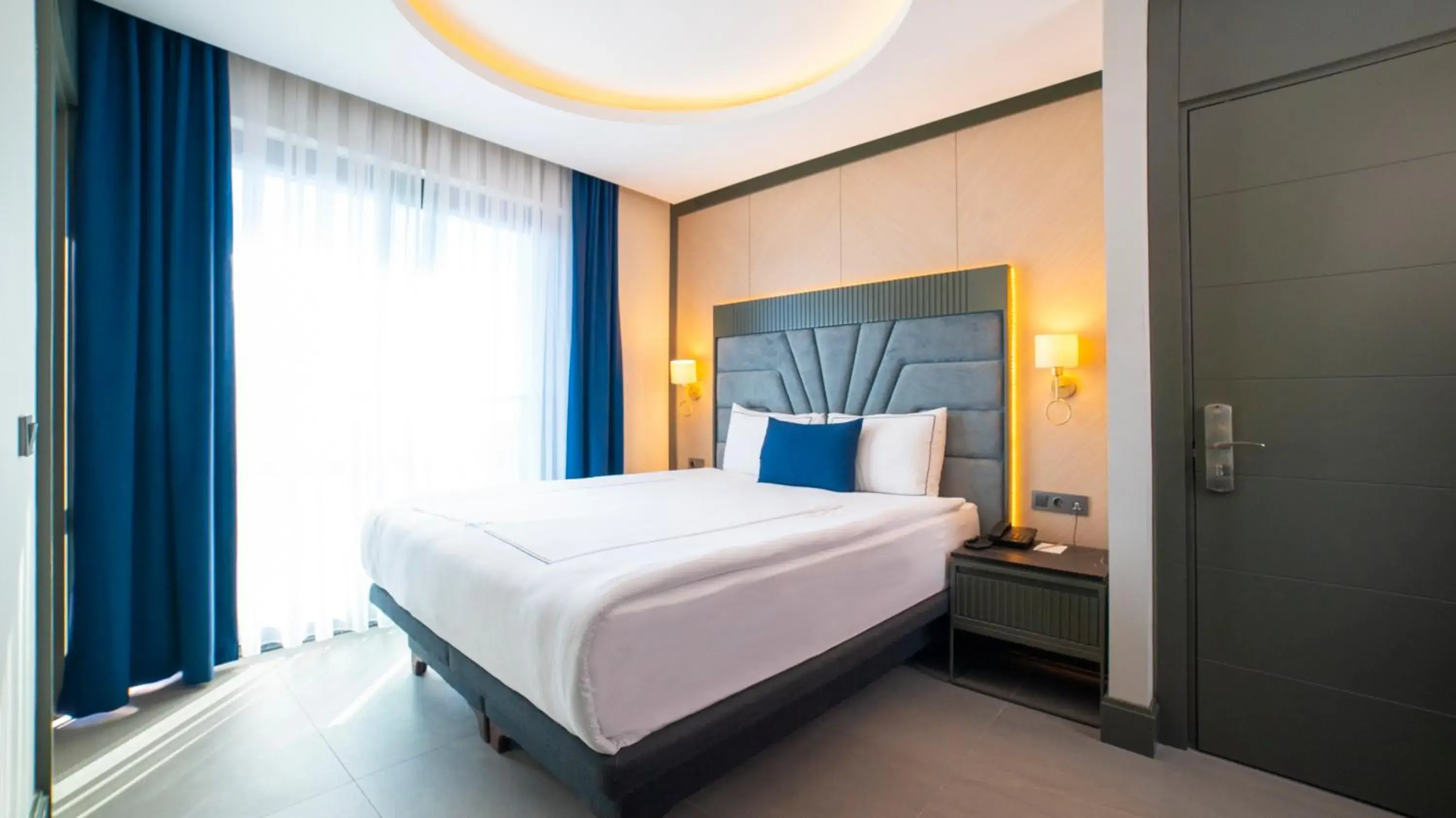 Deluxe Double or Twin Room in Türkay Hotel Deluxe Double or Twin Room in Türkay Hotel