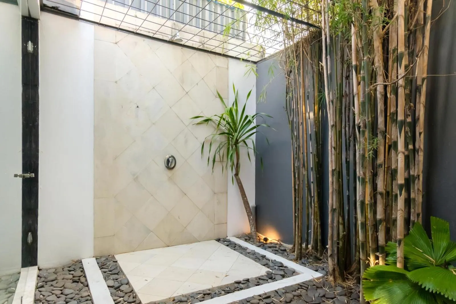 Bathroom in Suluban Cliff Bali Villa