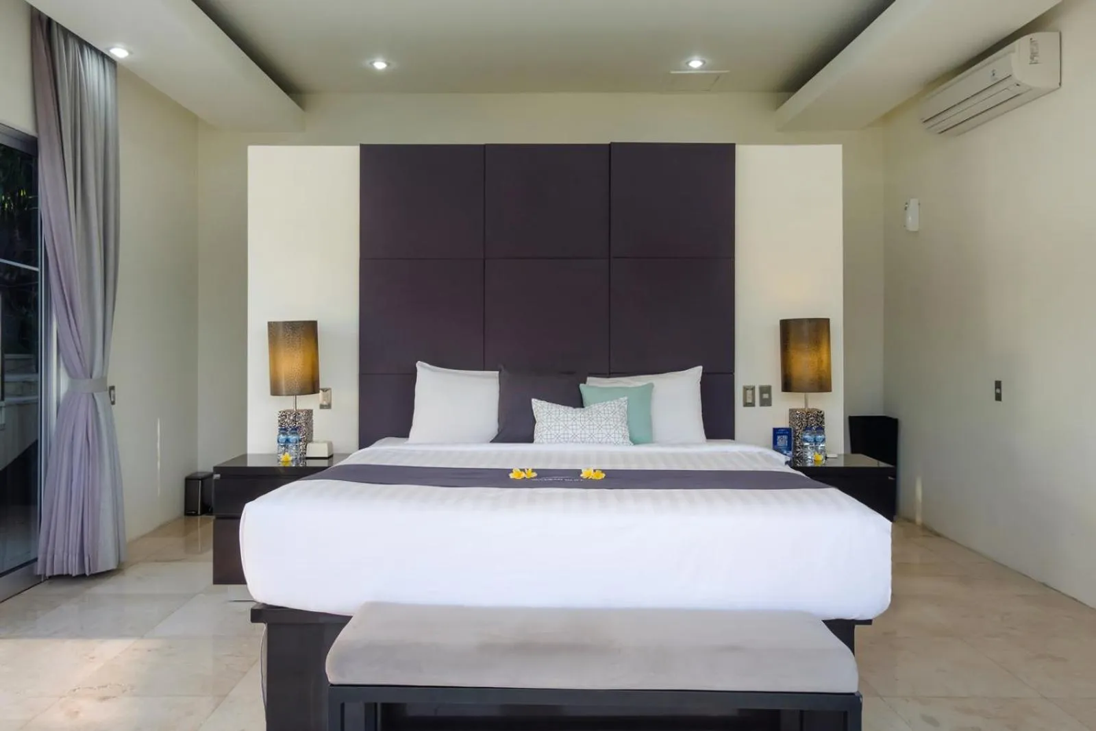 Bedroom, Bed in Suluban Cliff Bali Villa