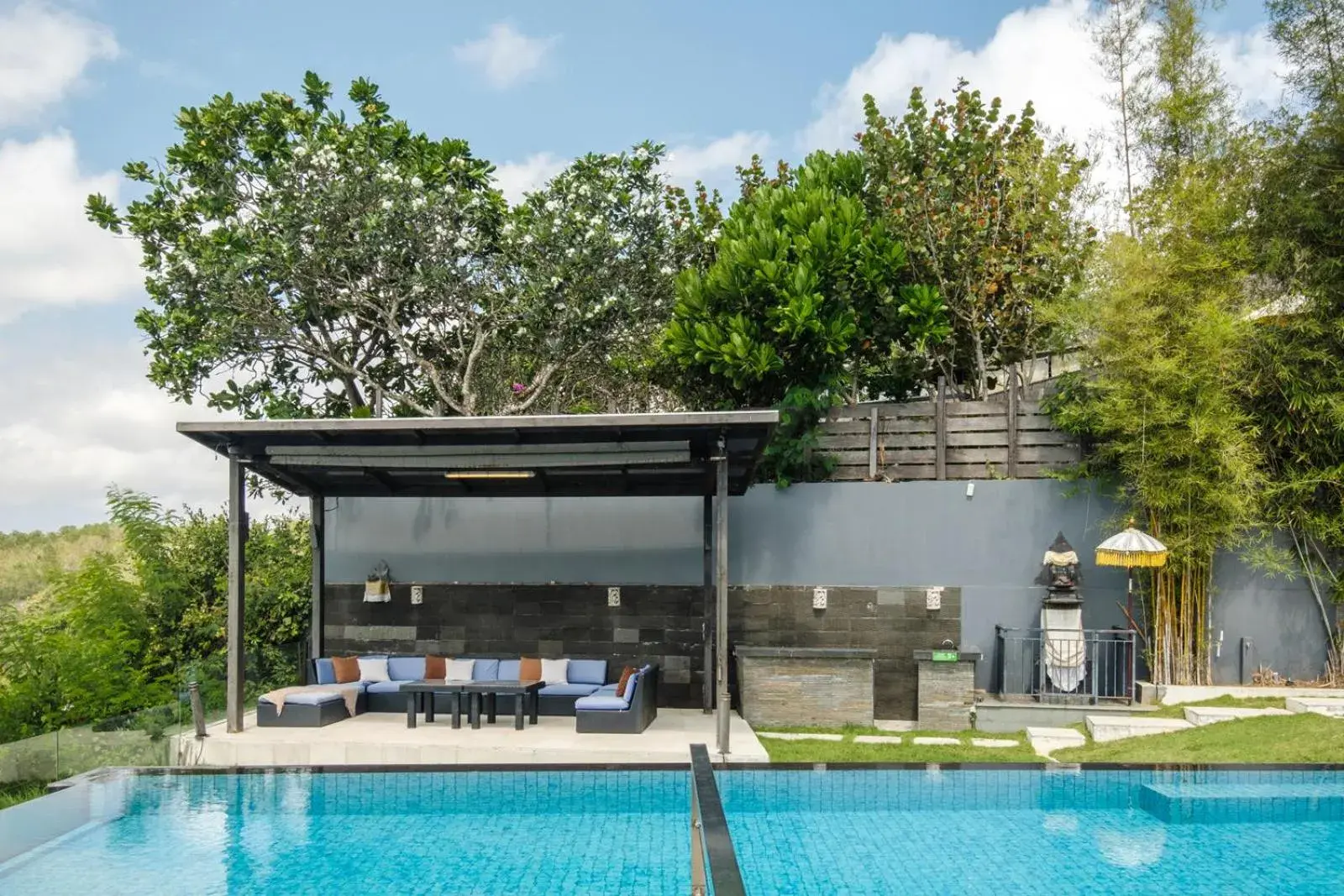 Swimming pool in Suluban Cliff Bali Villa Swimming pool in Suluban Cliff Bali Villa