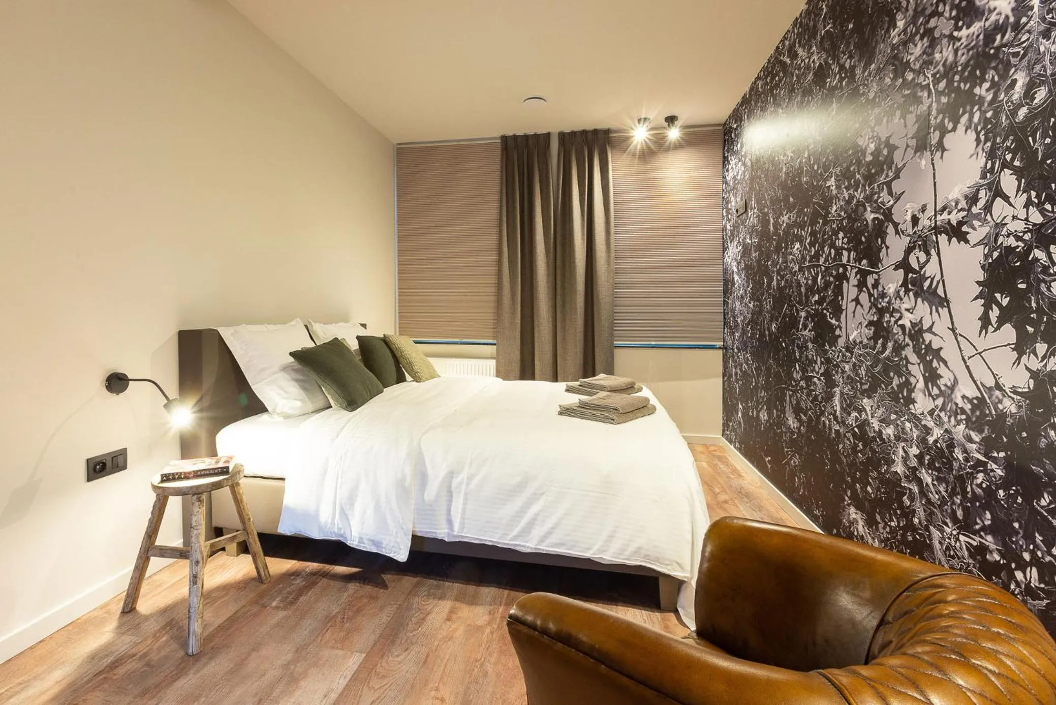 Photo of the whole room, Bed in 't Verschil