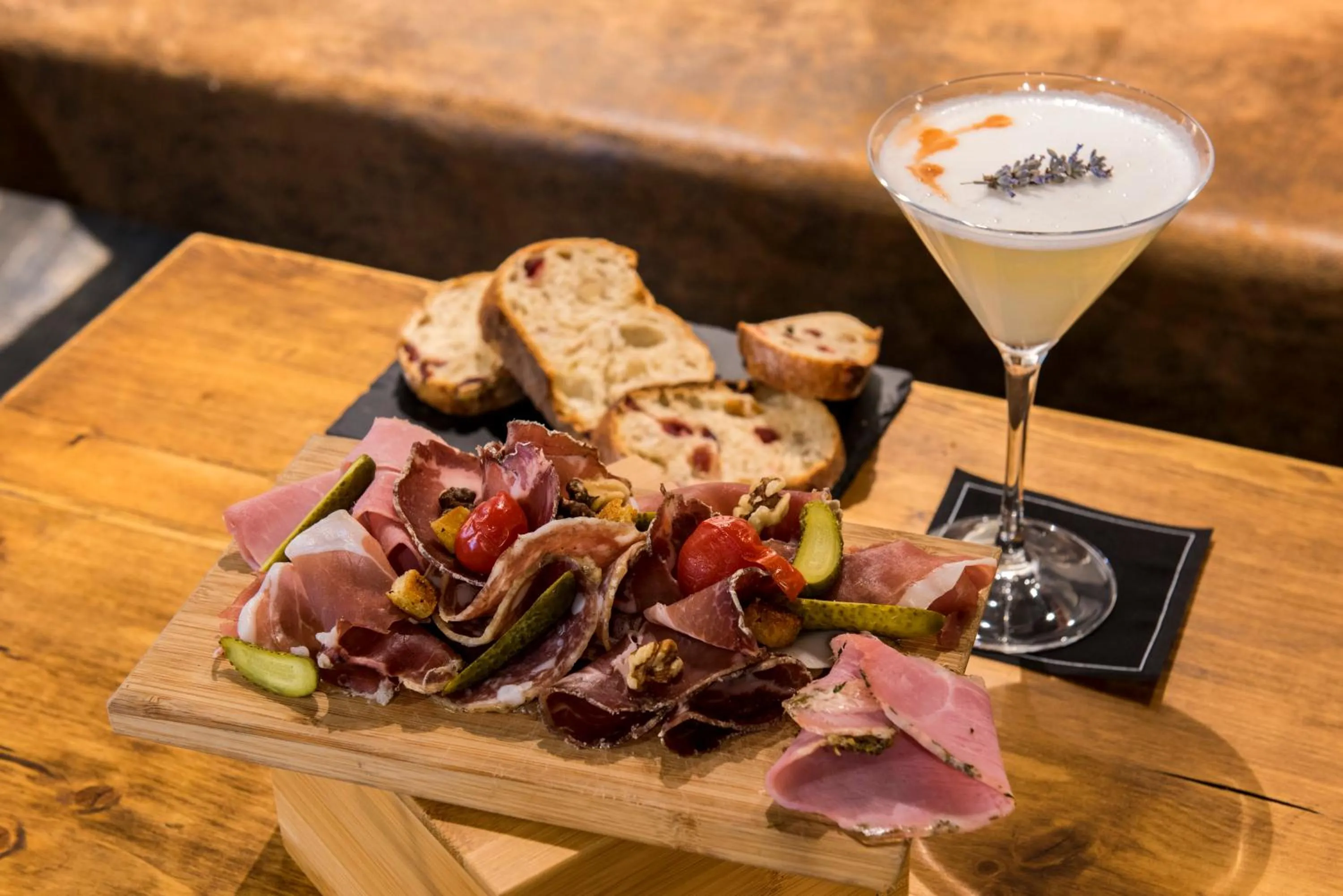 Food in Rock Noir & Spa