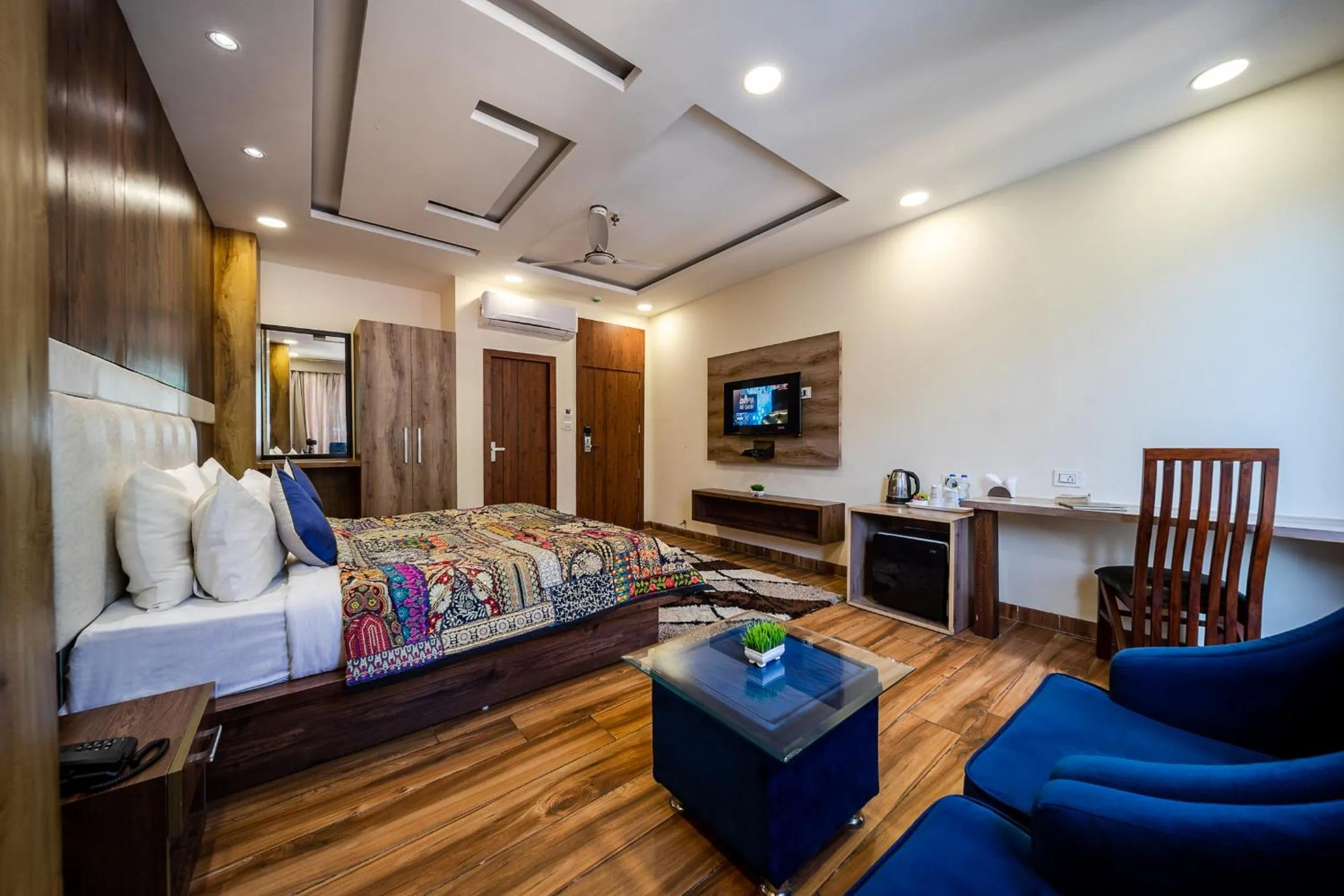 Superior Double Room in Tripli Hotels Shivaay