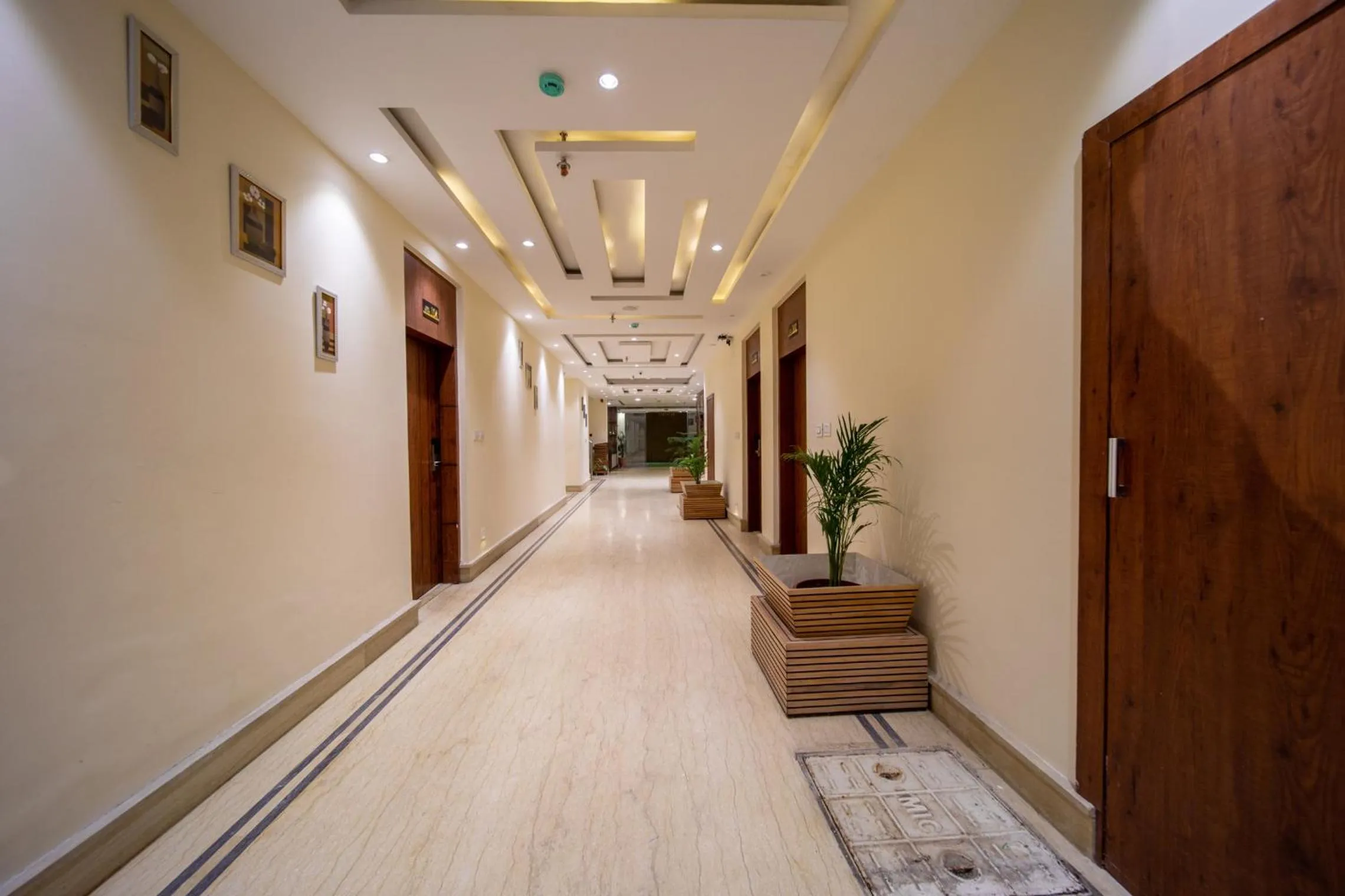 Lobby or reception in Tripli Hotels Shivaay
