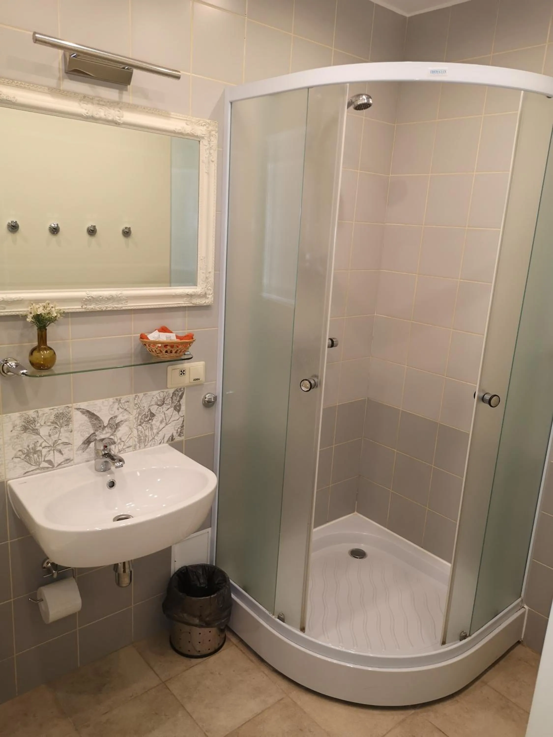 Hotel Senlīči