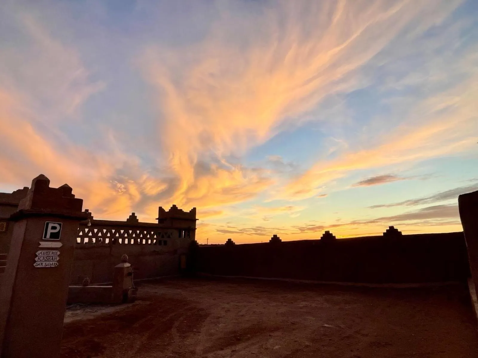 Auberge Kasbah Dar Sahara Tours