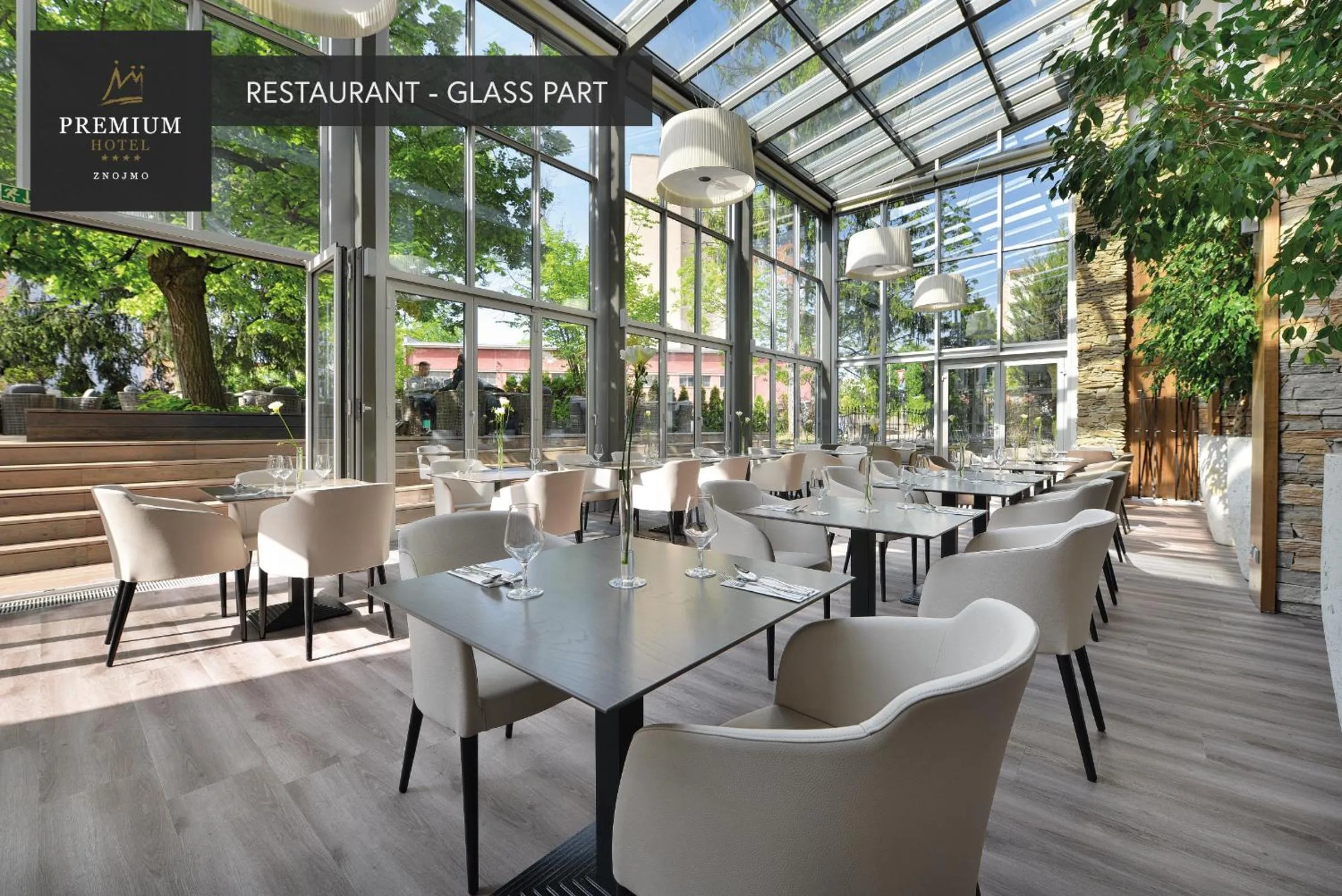 Restaurant/places to eat in PREMIUM Wellness & Wine Hotel Znojmo