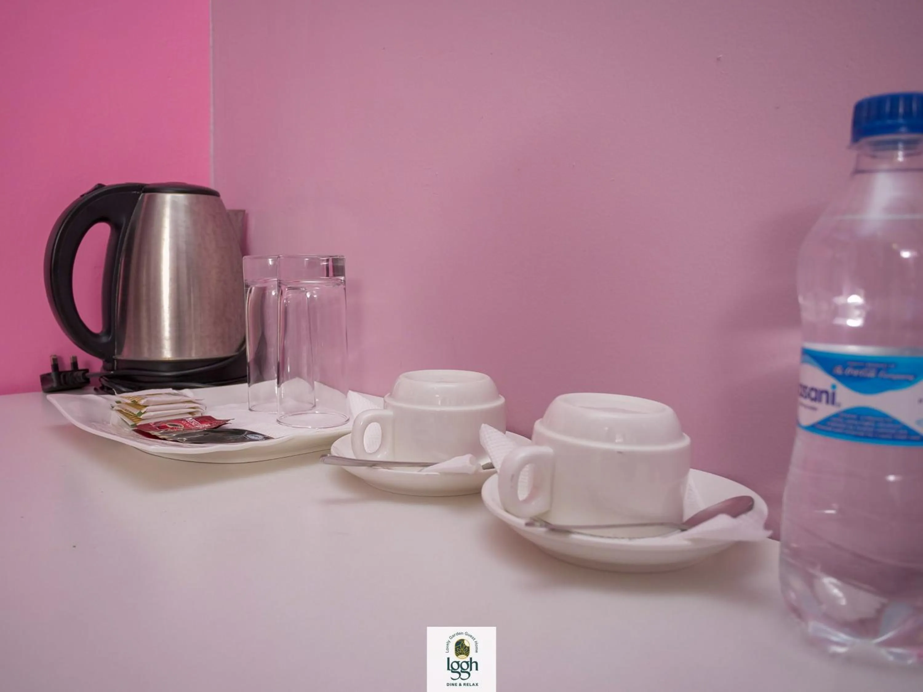 Coffee/tea facilities in Lovely Garden Guest Home