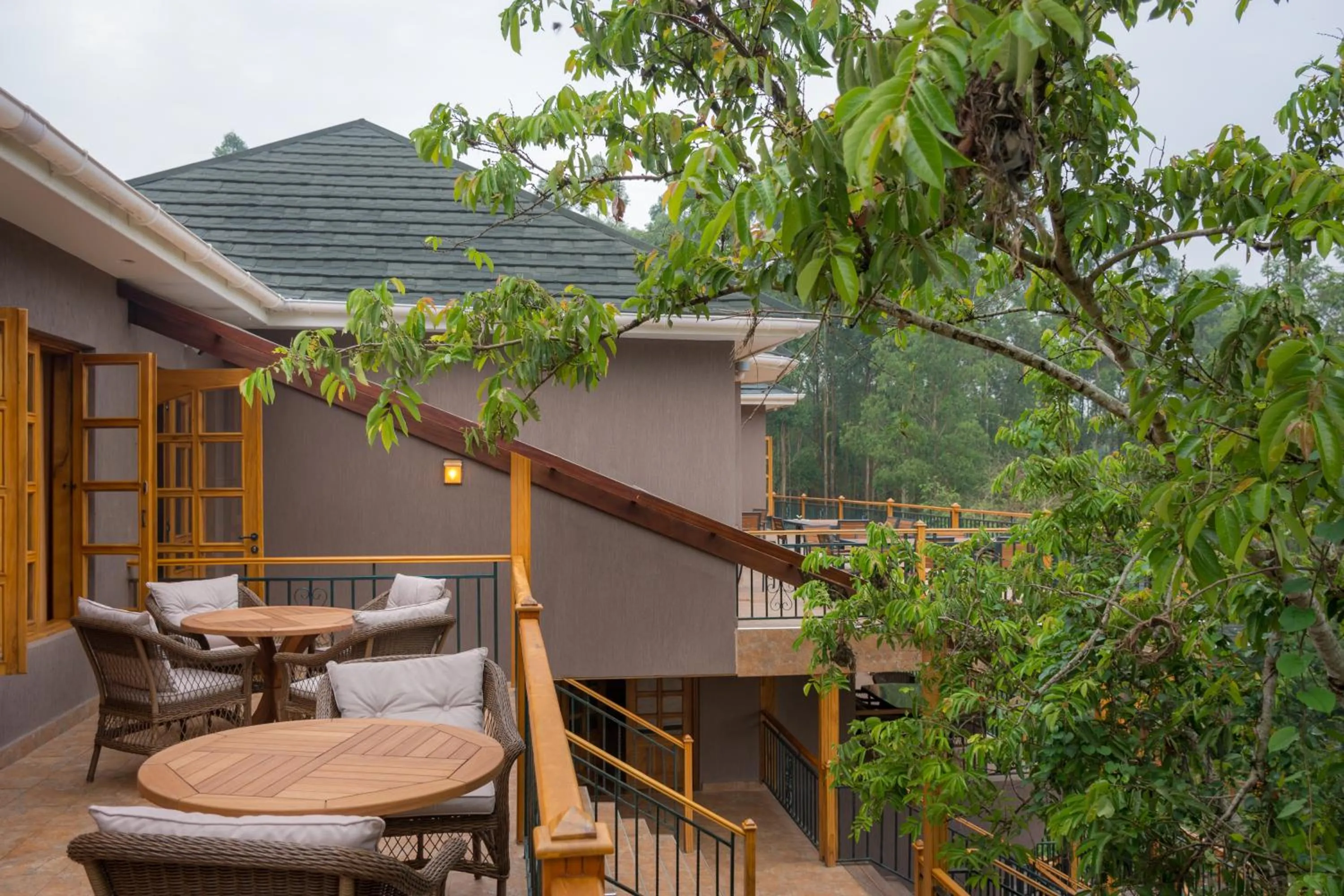 Balcony/Terrace in Chimpundu Lodge