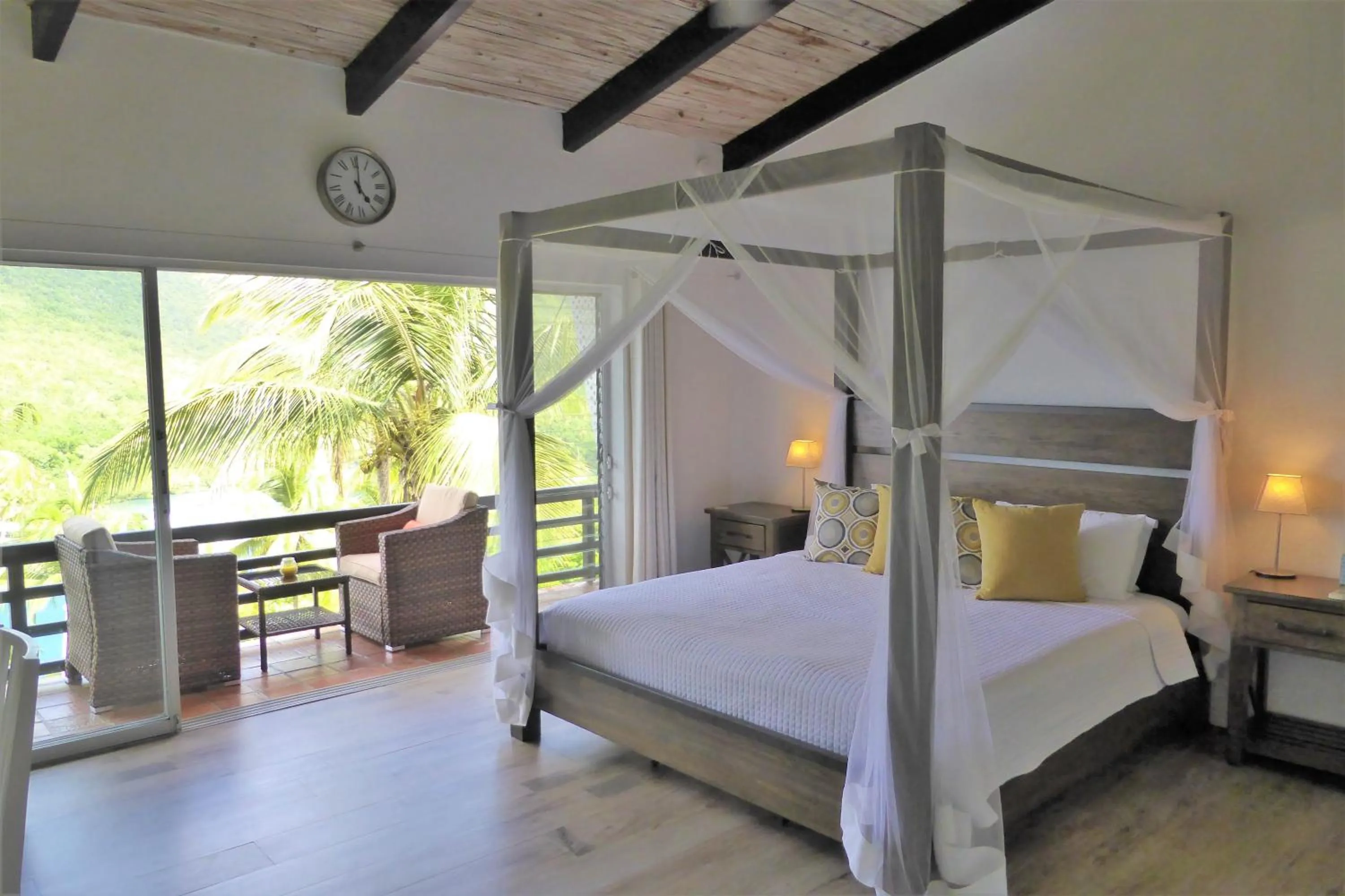 Balcony/Terrace, Bed in Marigot Palms Luxury Caribbean Apartment Suites