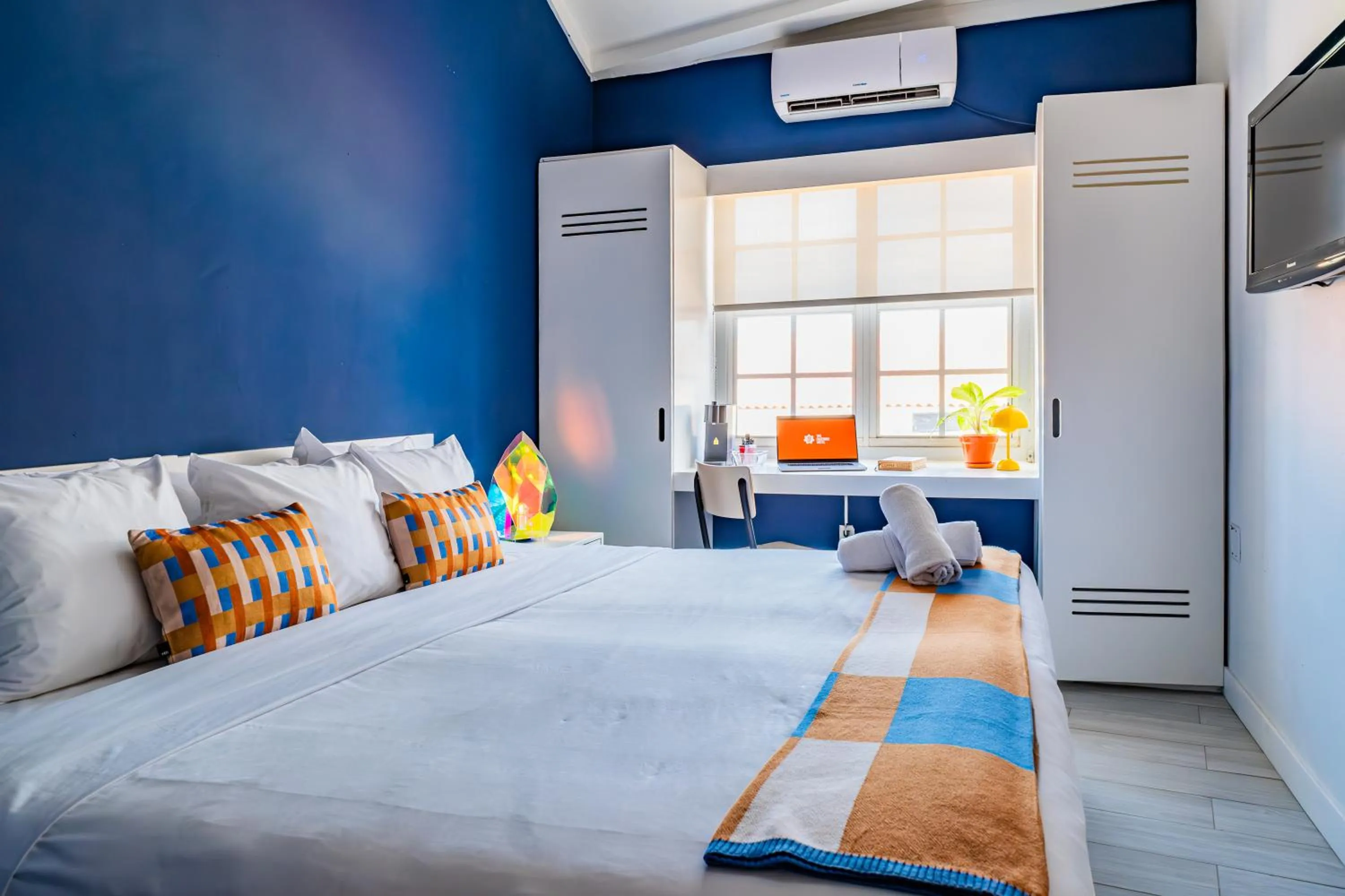 Bedroom, Bed in The Freedom Hotel