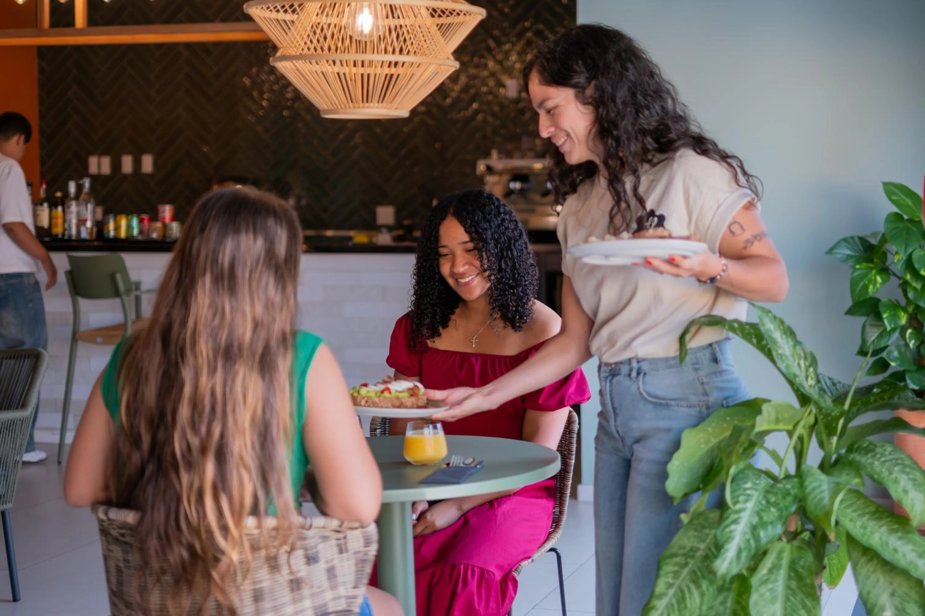 Restaurant/places to eat in The Freedom Hotel