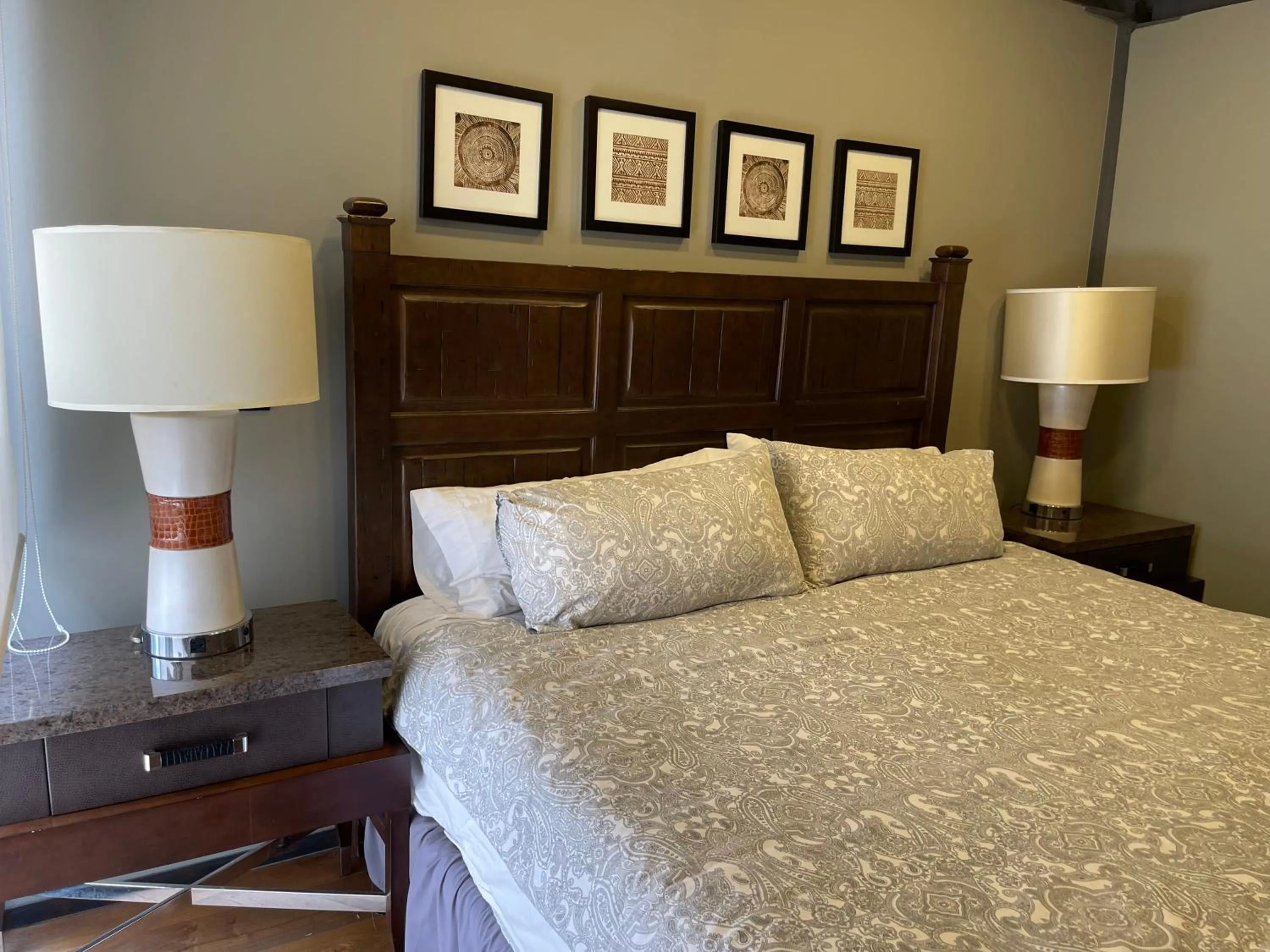 Departamento en la CONDESA Cama KING SIZE