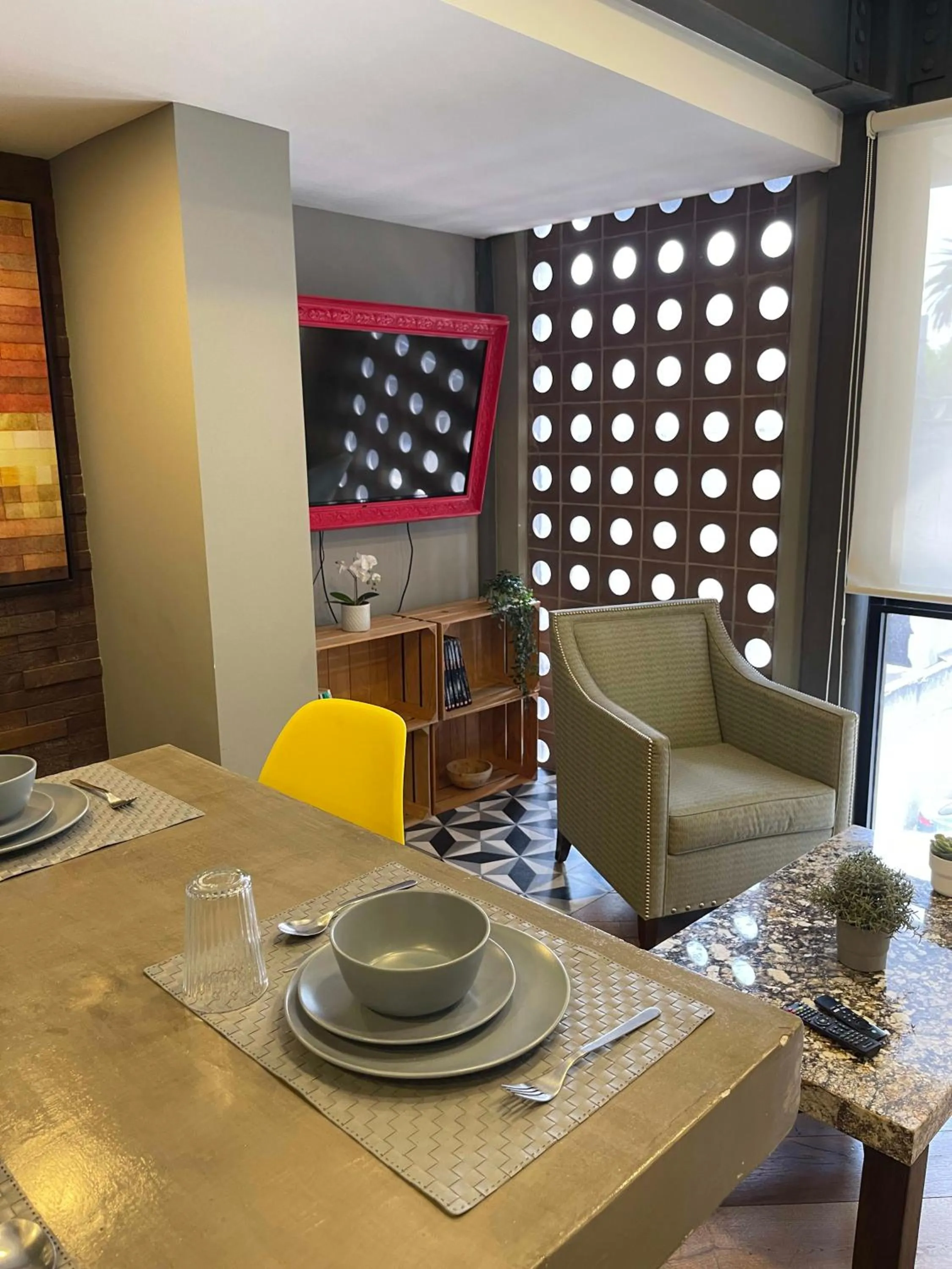 Dining Area in Departamento en la CONDESA Cama KING SIZE