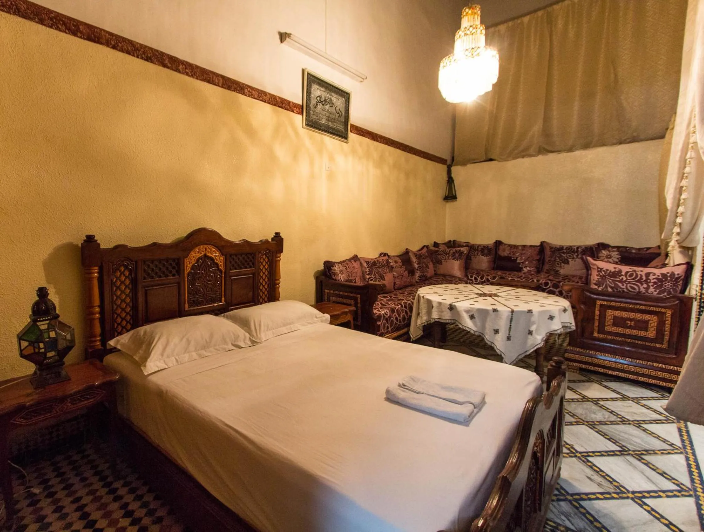 Photo of the whole room, Bed in Riad Meski
