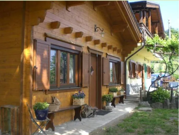 Facade/entrance in Pera Rionda