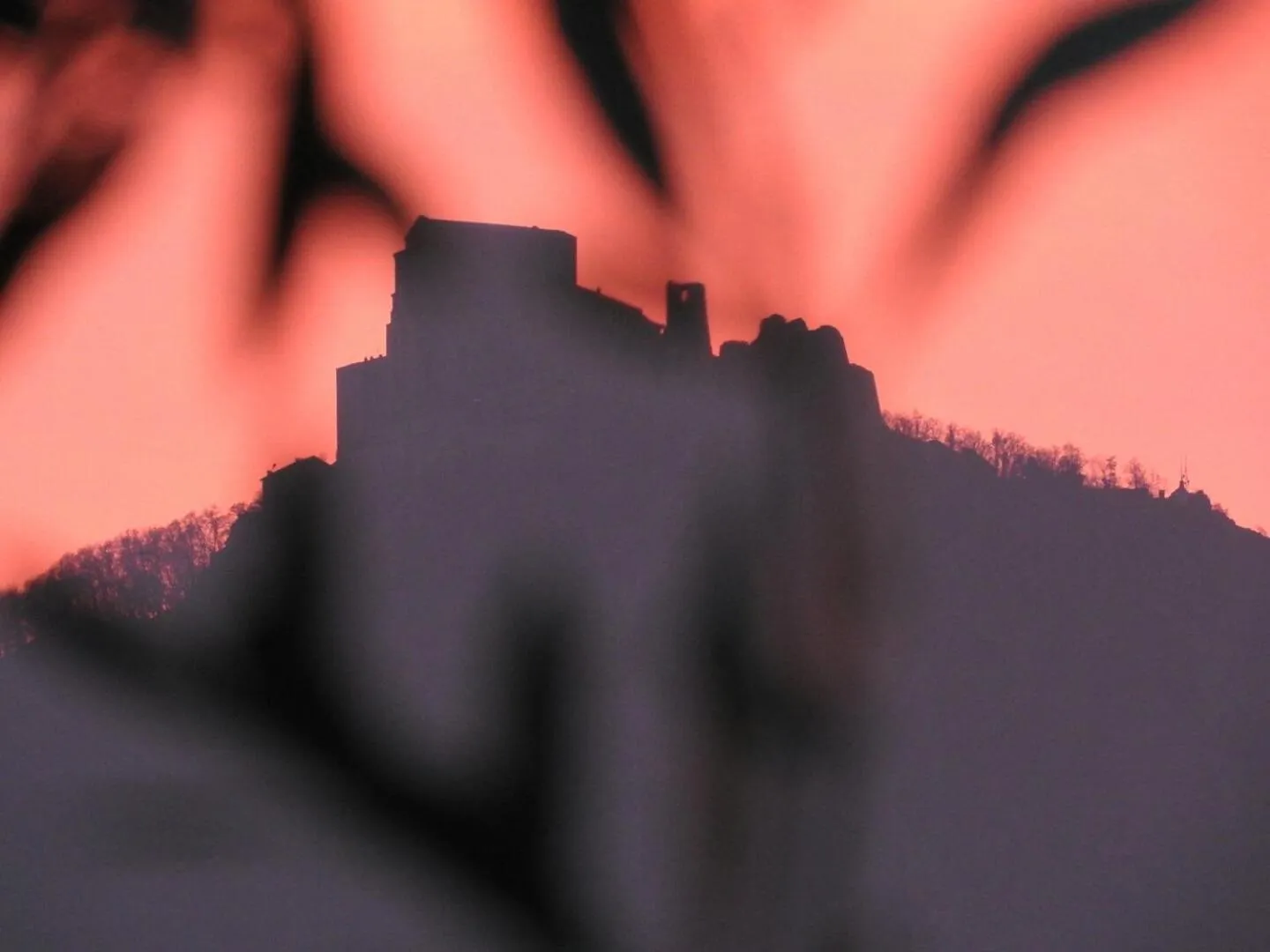 Nearby landmark in Pera Rionda