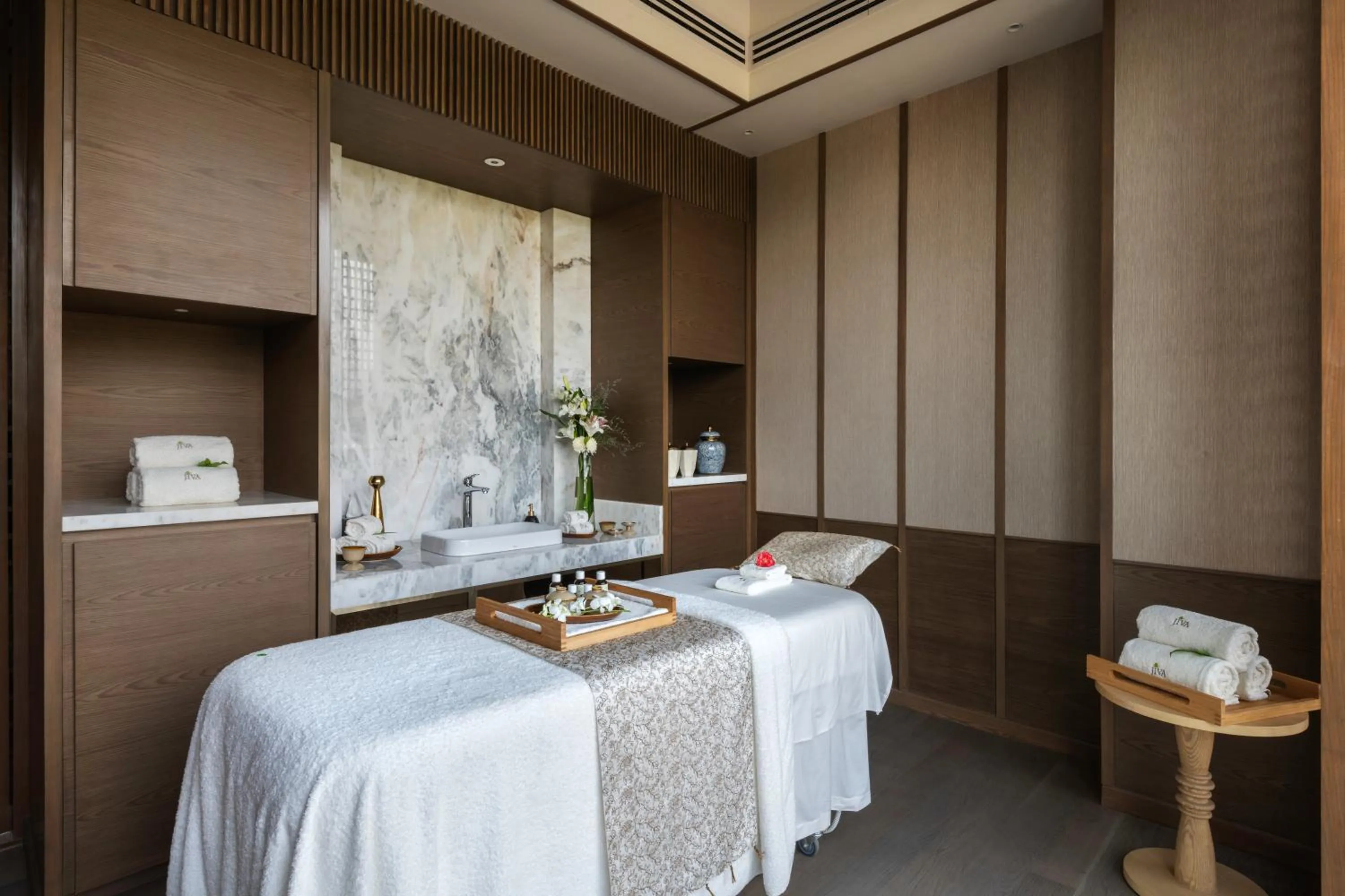 Spa and wellness centre/facilities in Taj Lakefront Bhopal