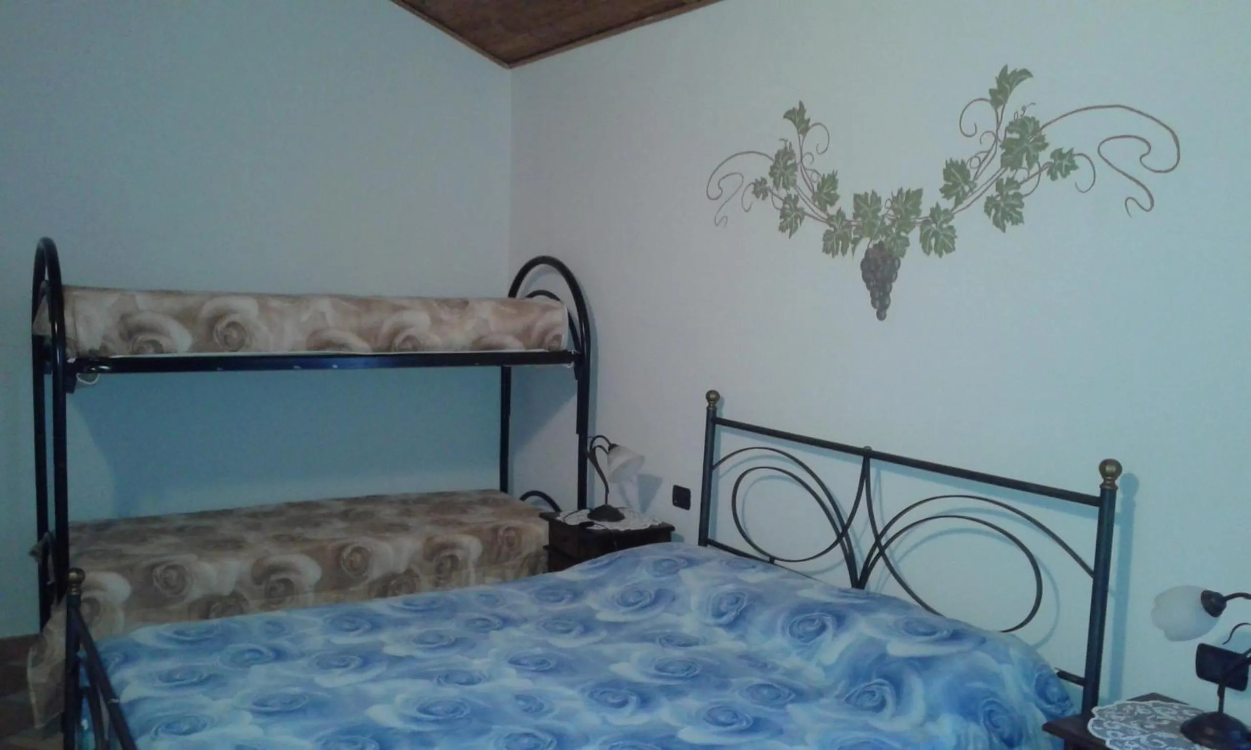 bunk bed, Bed in Cà Du Ruja