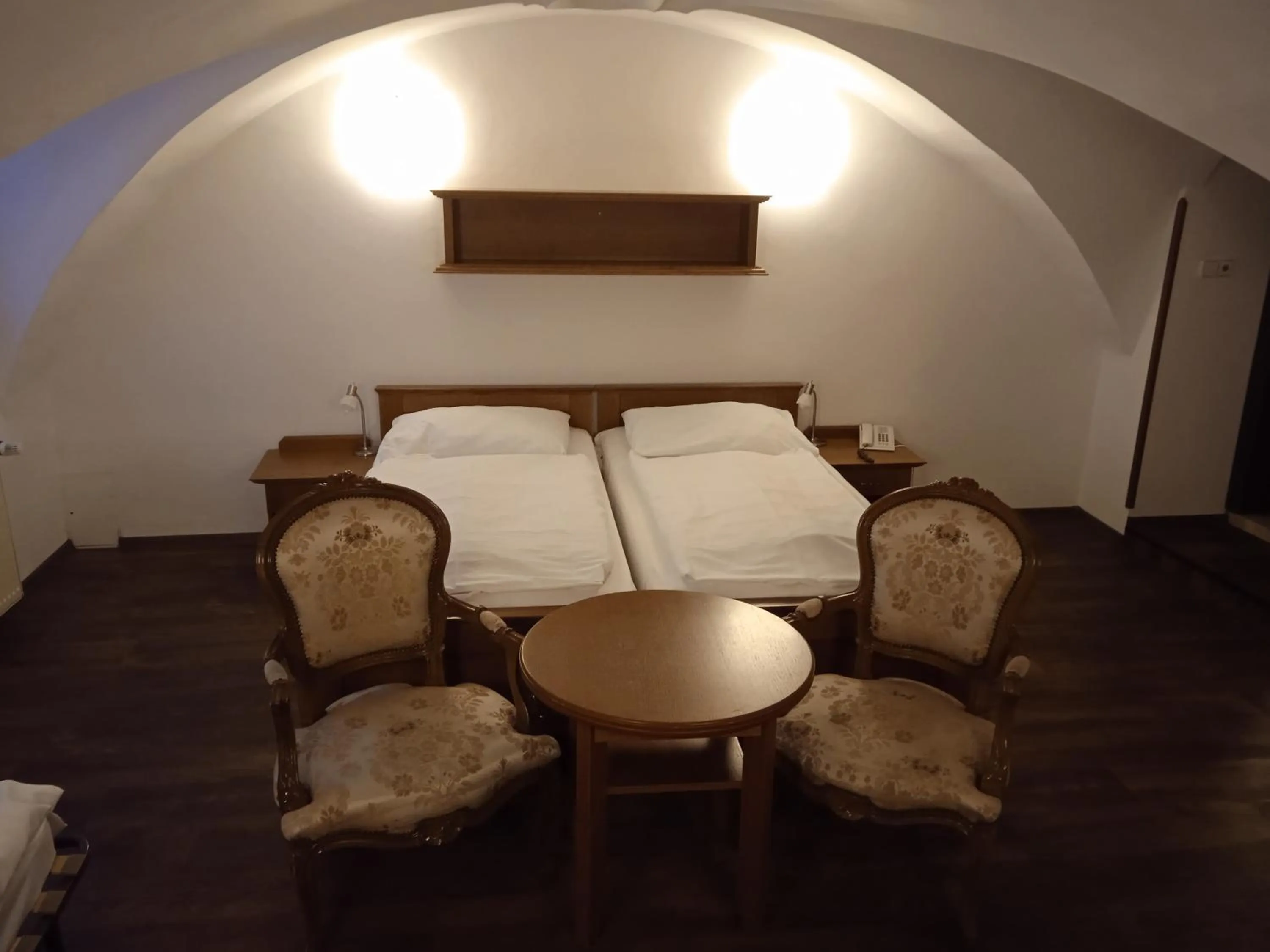Bed in Rožmberský dvůr