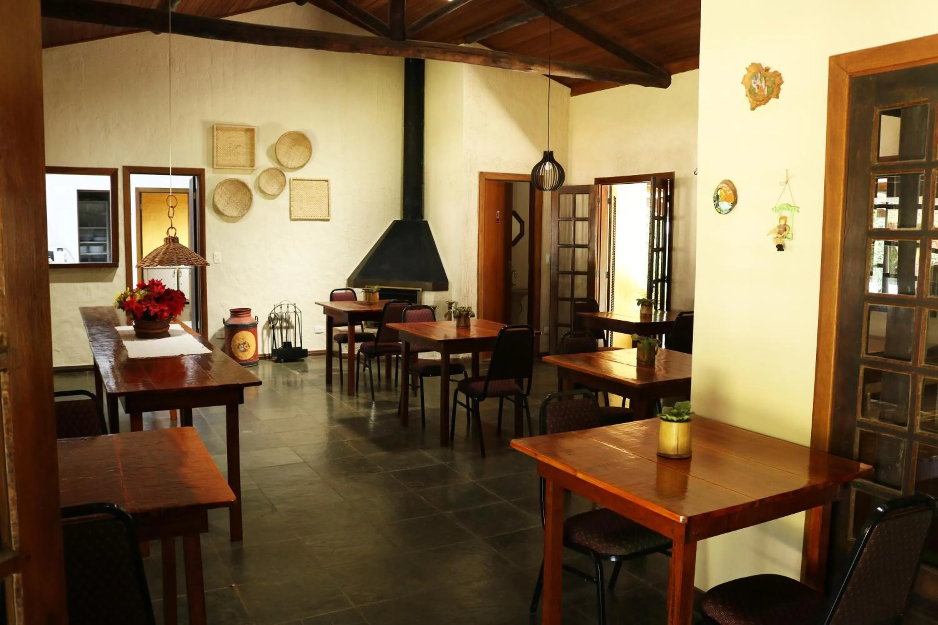 Property building in Pousada Realeza Atibaia