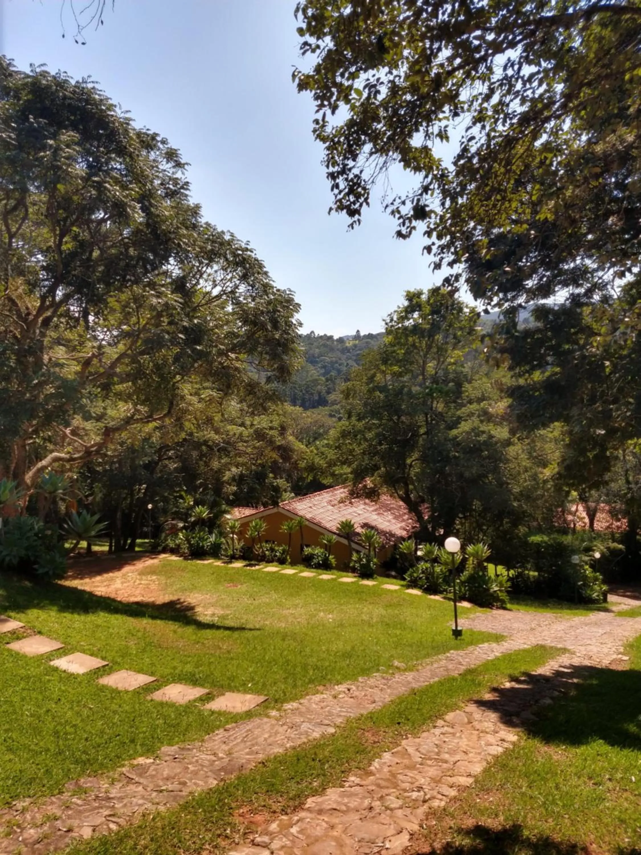 Natural landscape in Pousada Realeza Atibaia