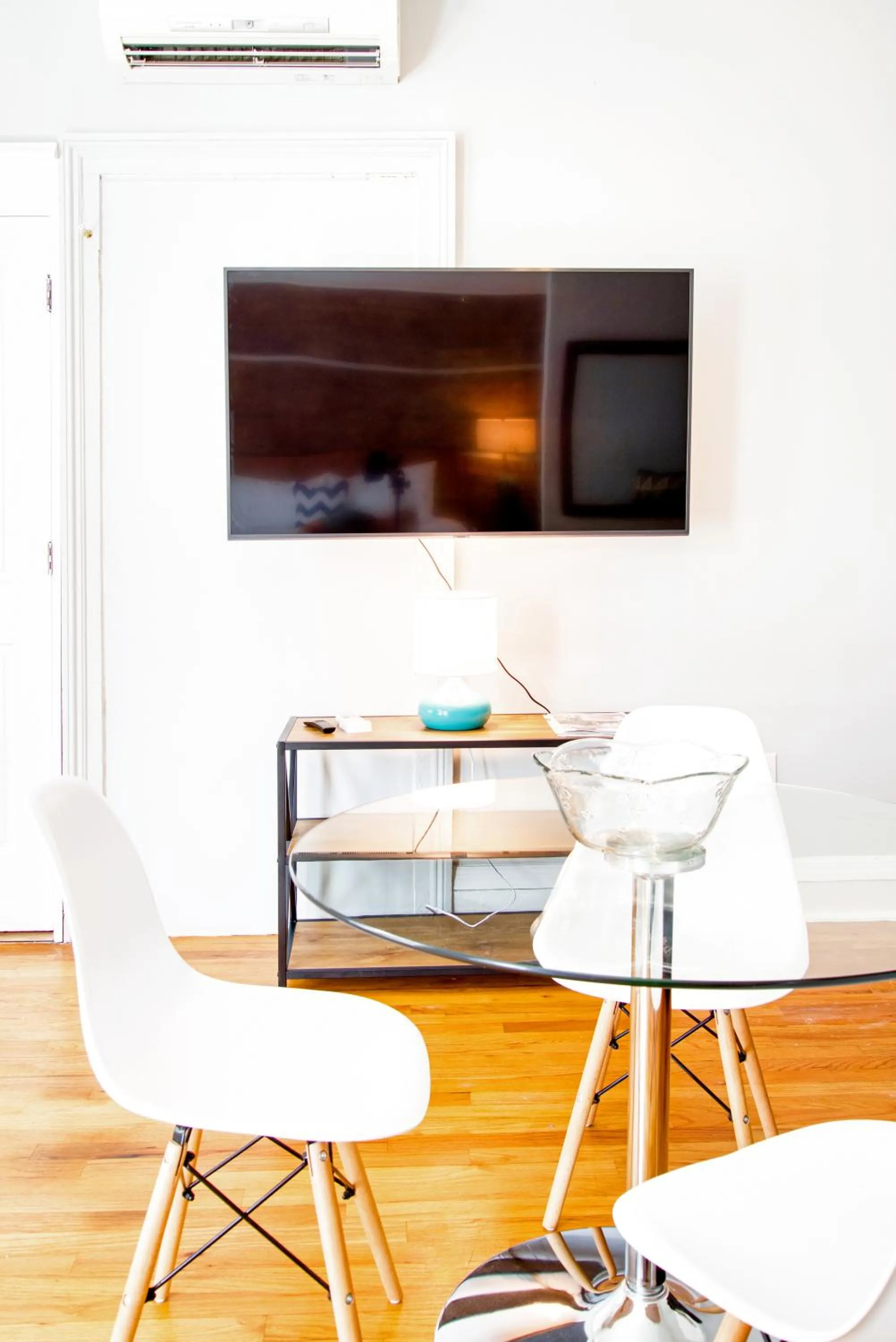 Bedroom in Hudson Mariner
