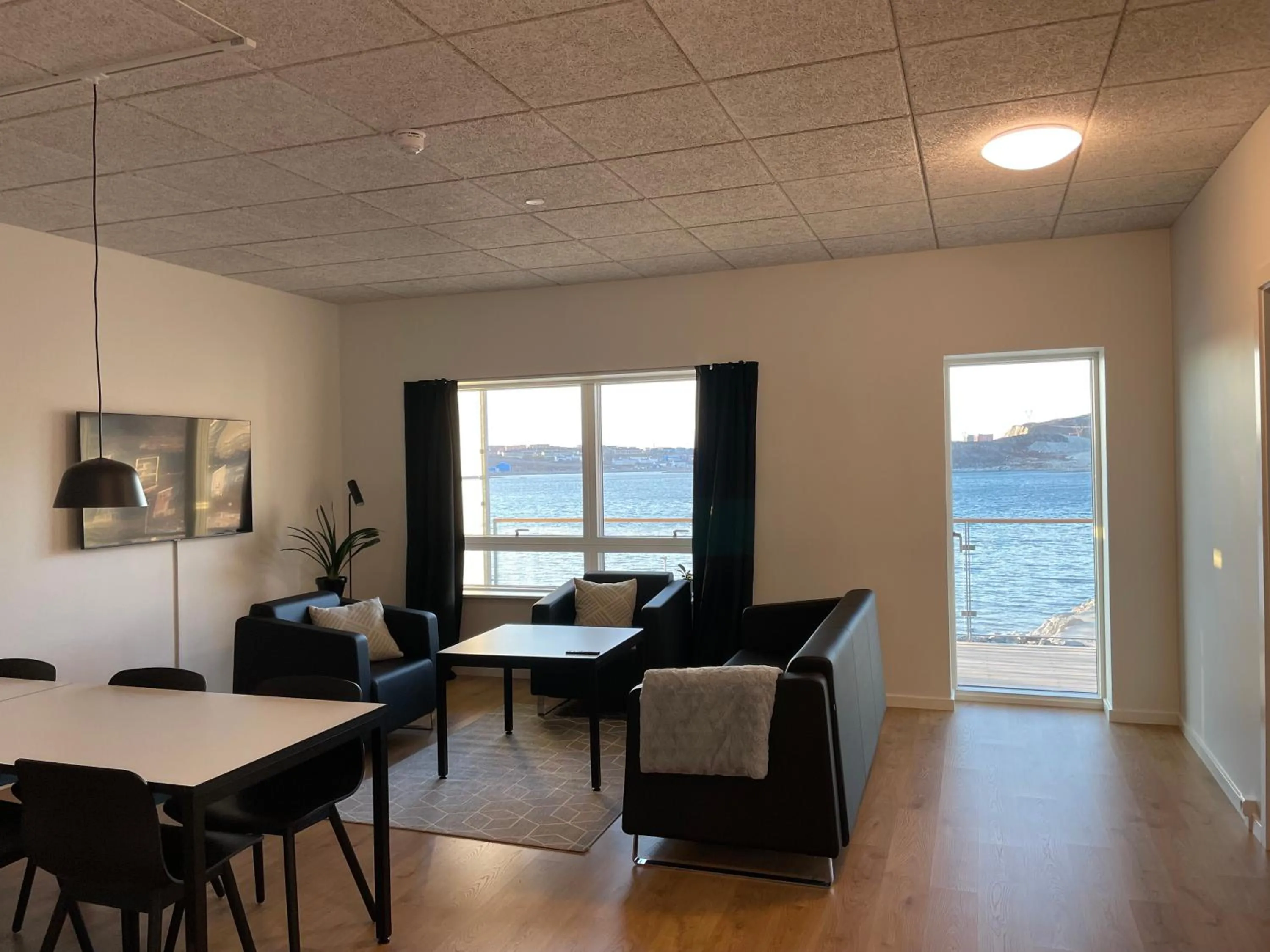 Double Room with Sea View in Tuukkaq Apartments