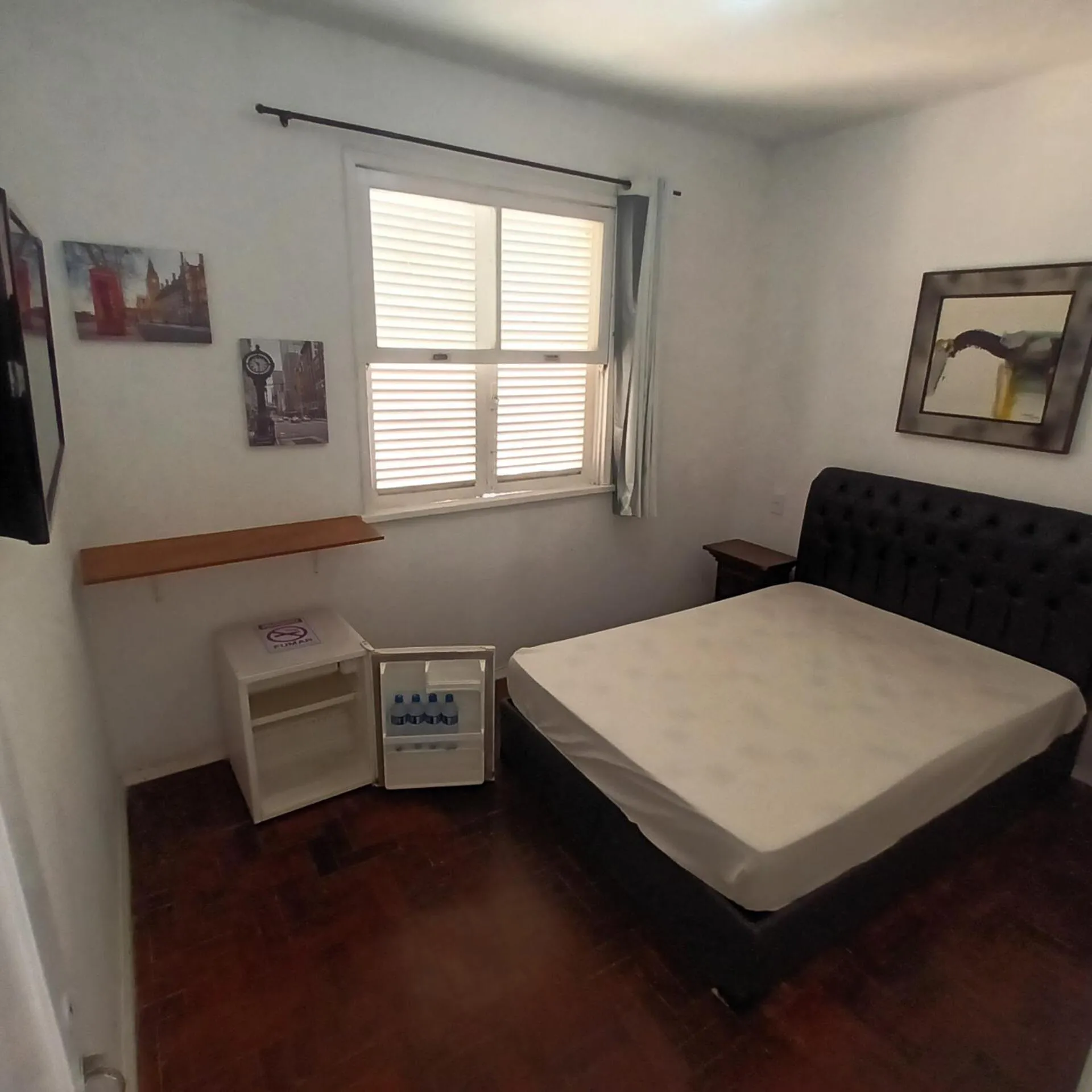 Bed in Pousada Marduk Banheiro privativo em todas as suites excelente localização tudo básico local ideal para hóspedes que não são exigentes "Não reembolsável"