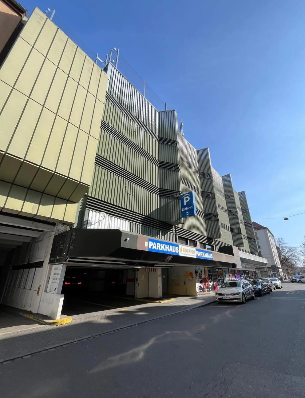 Parking in Hotel Central City Hbf Nürnberg Garni