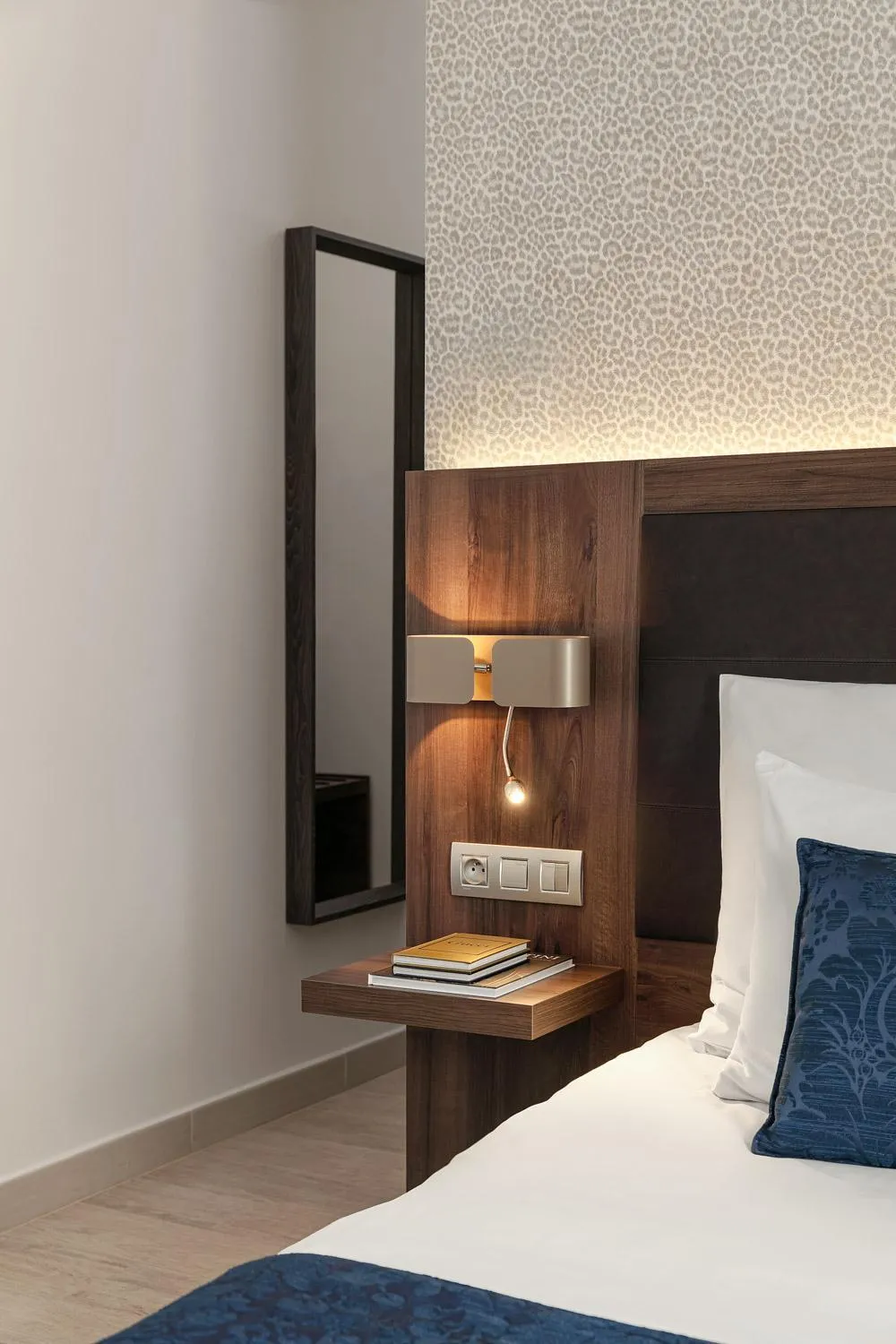 Bedroom, Bed in Michelangelo Grand Hotel