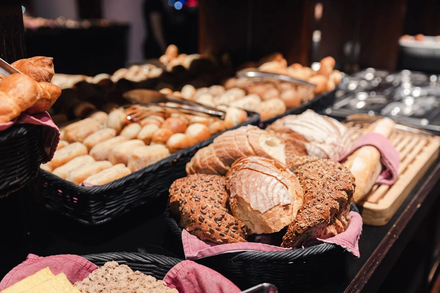 Buffet breakfast in Michelangelo Grand Hotel