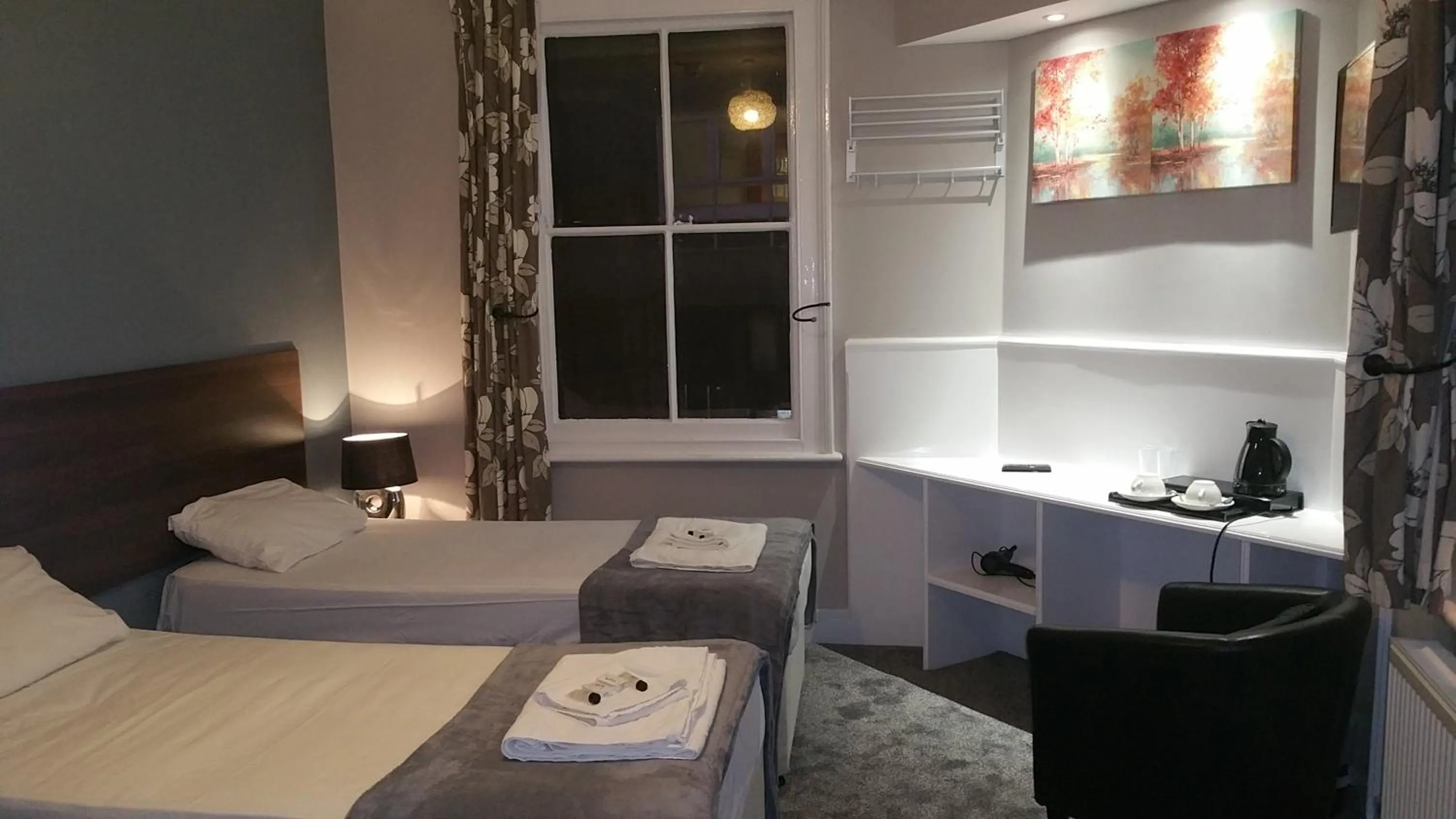 Bedroom, Bed in Ali Inn Oxford