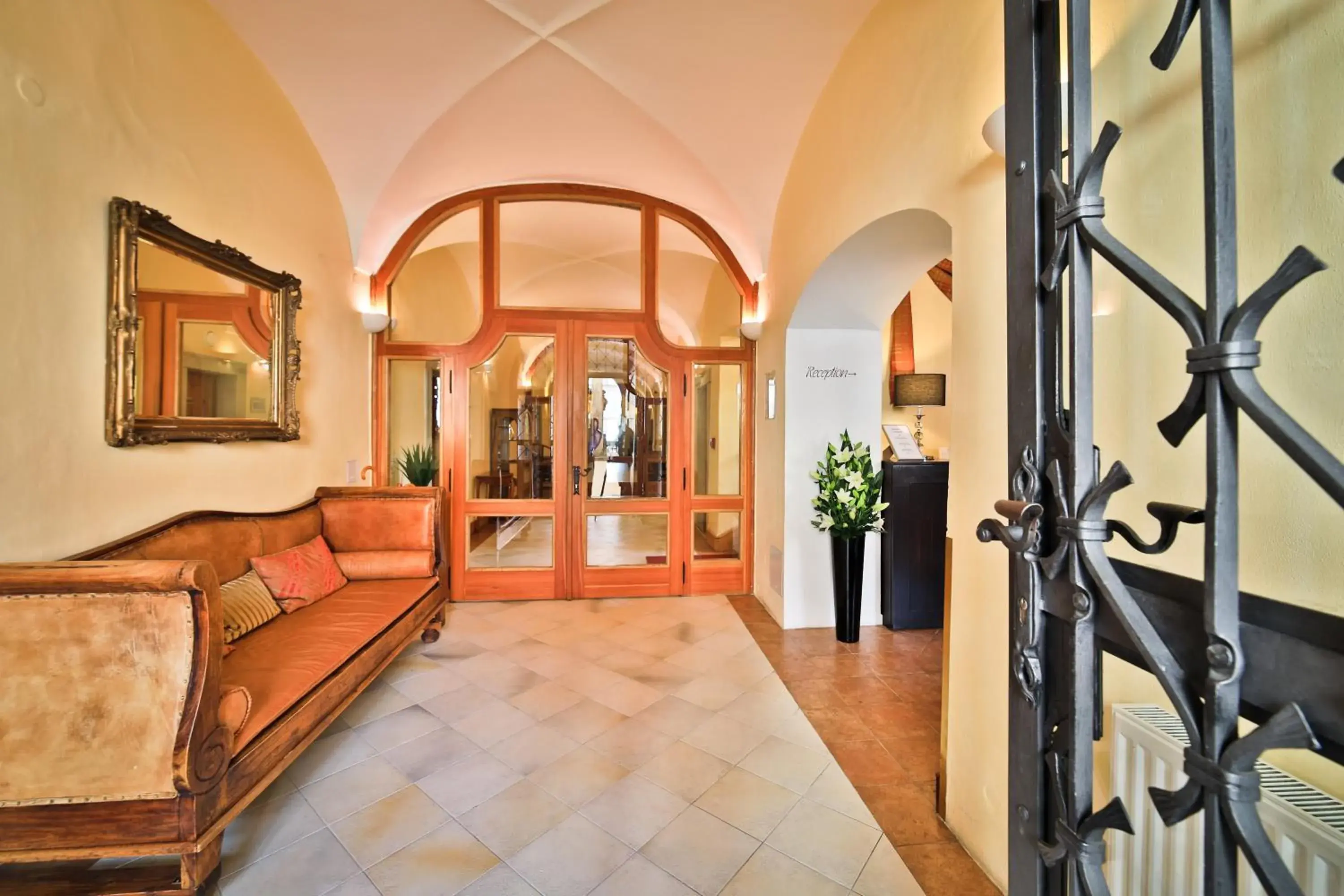 Area and facilities, Bed in Questenberg Hotel Area and facilities, Bed in Questenberg Hotel