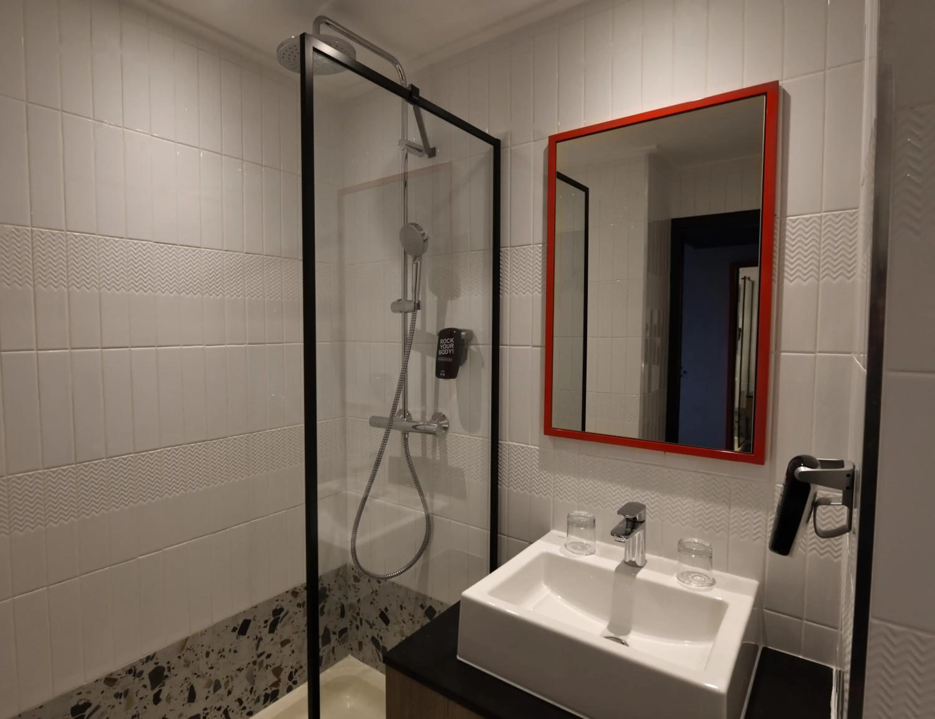 Bathroom in Ibis Styles Abidjan Plateau