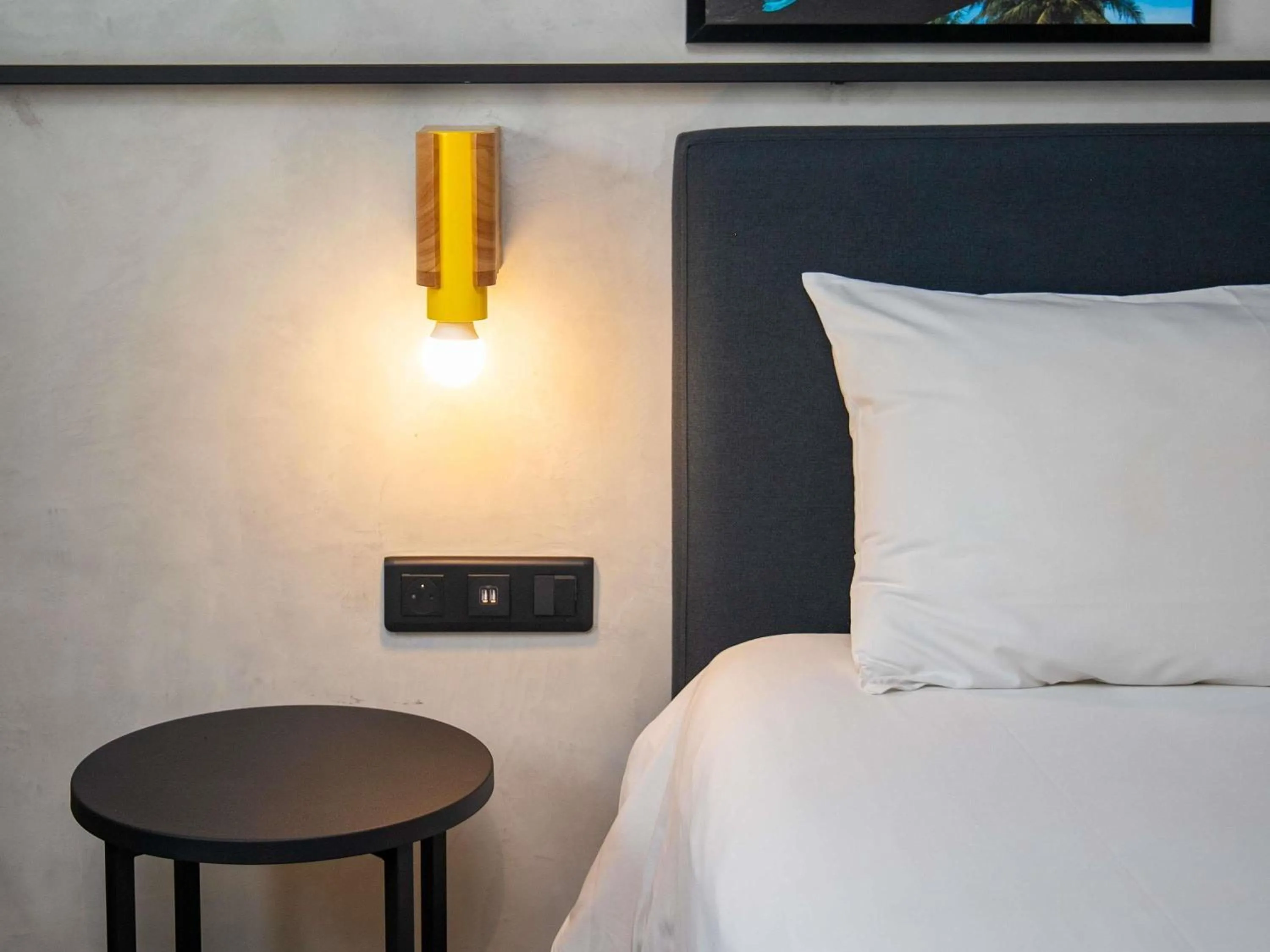 Bedroom, Bed in Ibis Styles Abidjan Plateau