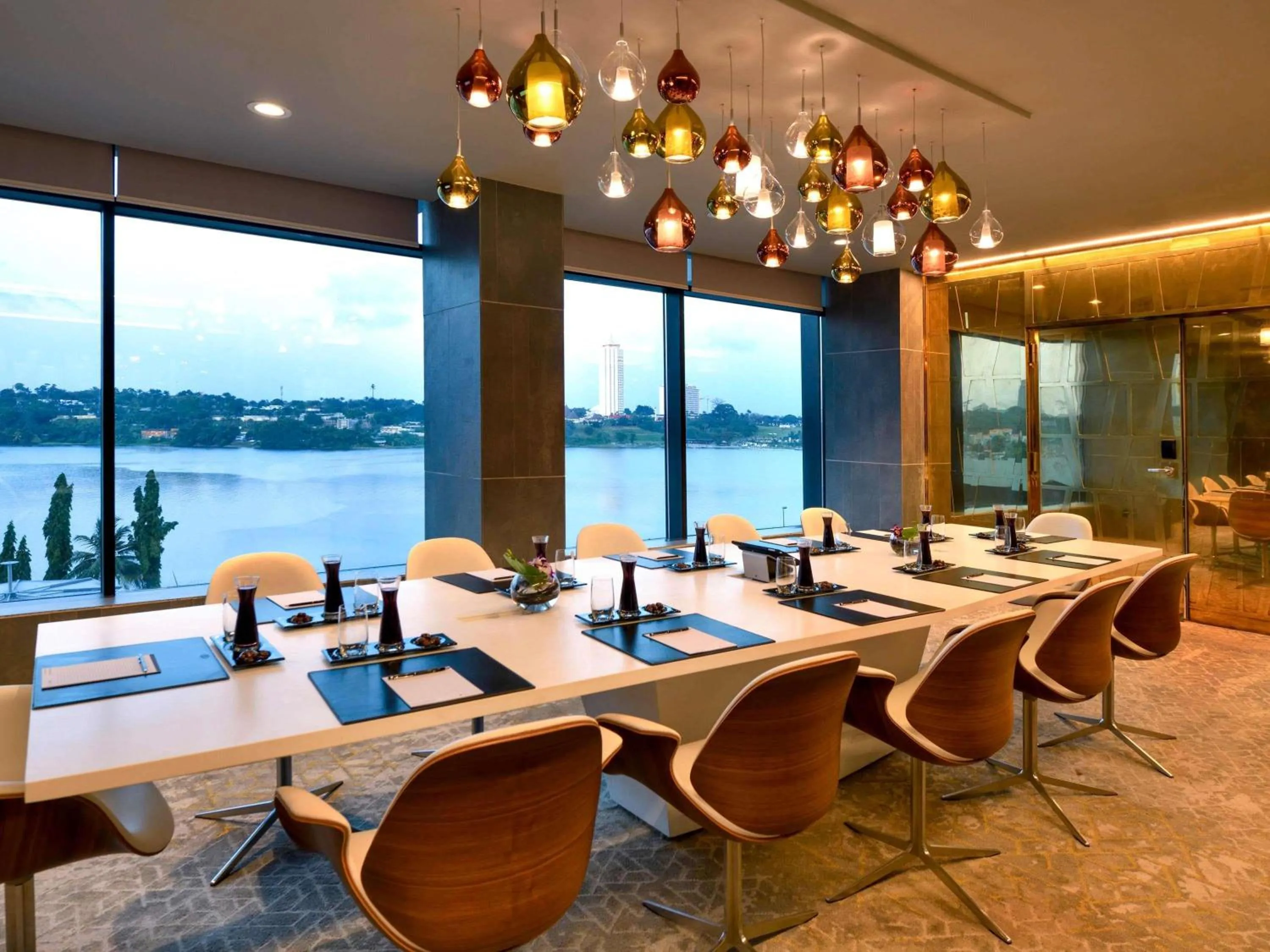 Meeting/conference room in Pullman Abidjan