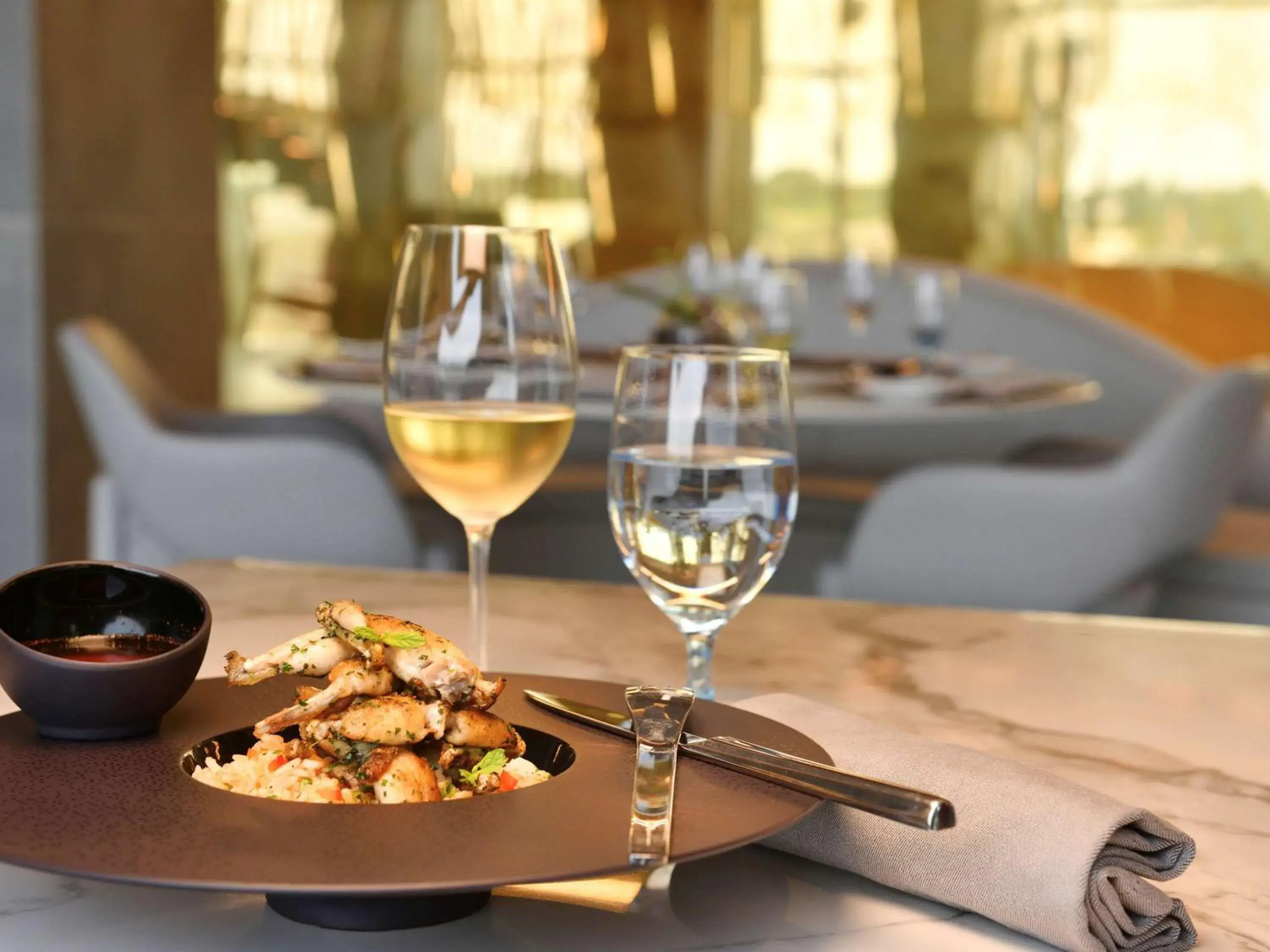 Restaurant/places to eat in Pullman Abidjan Restaurant/places to eat in Pullman Abidjan