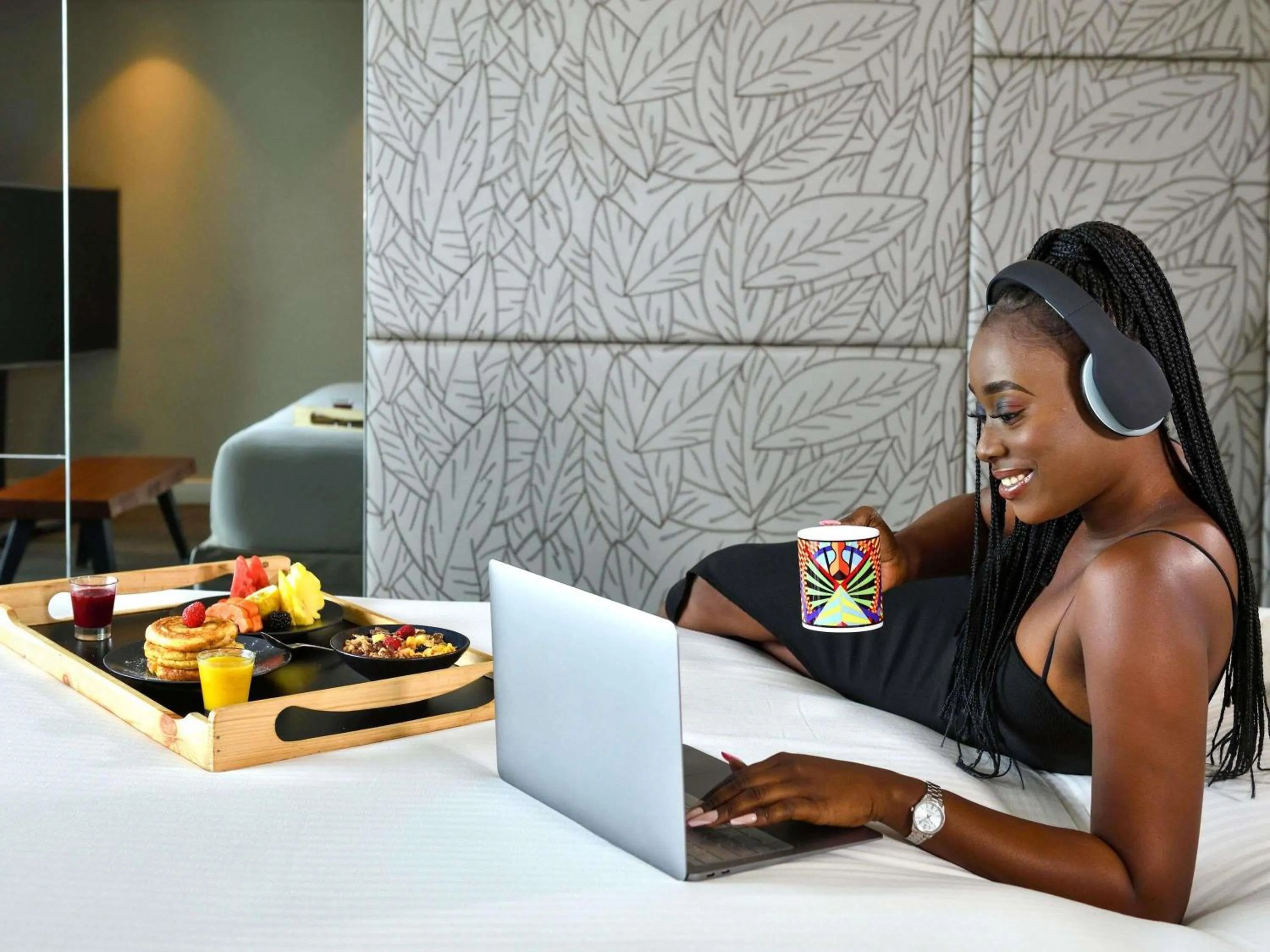 Bedroom in Pullman Abidjan