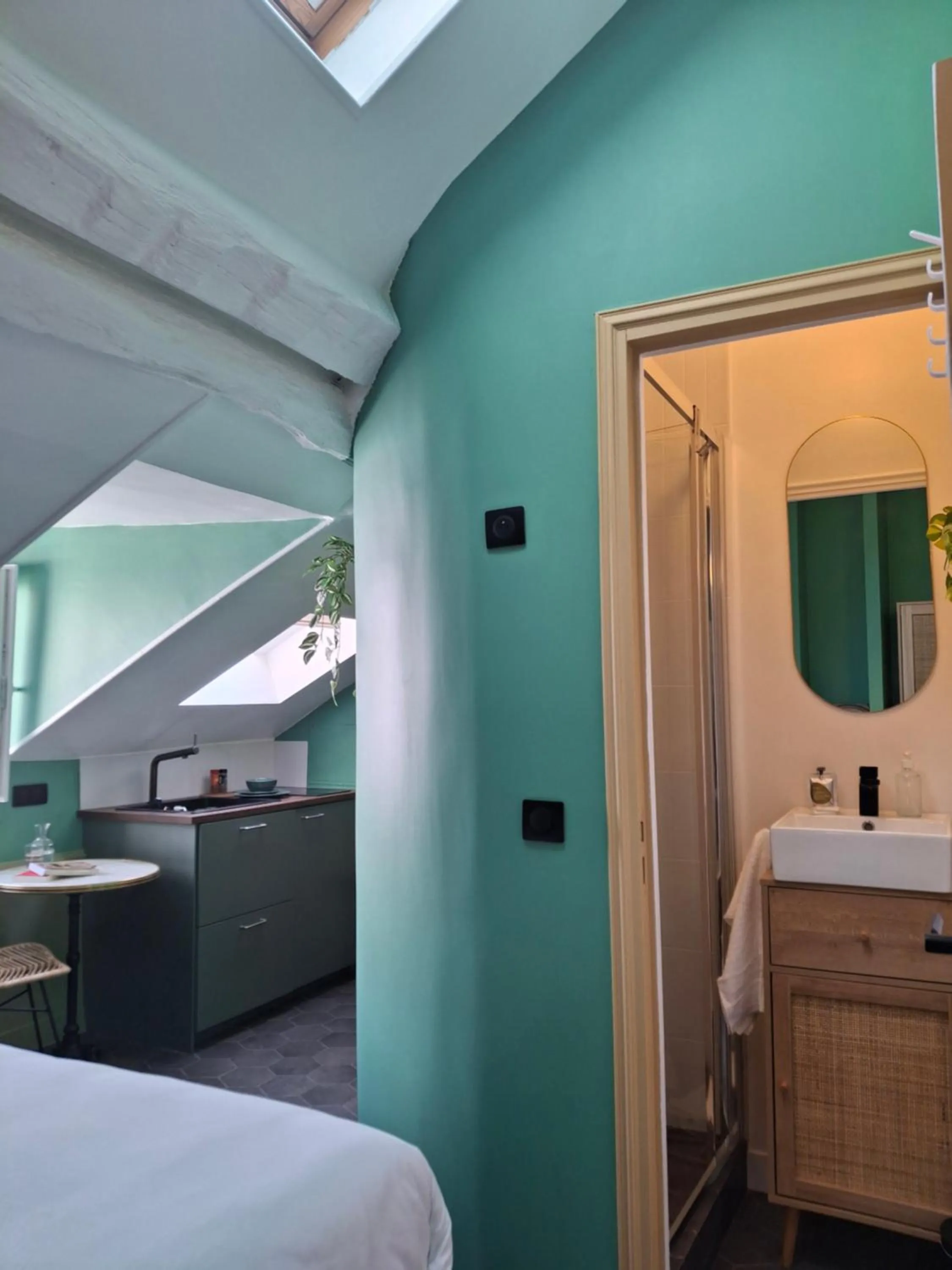 Bed in Le Village Montmartre by Hiphophostels