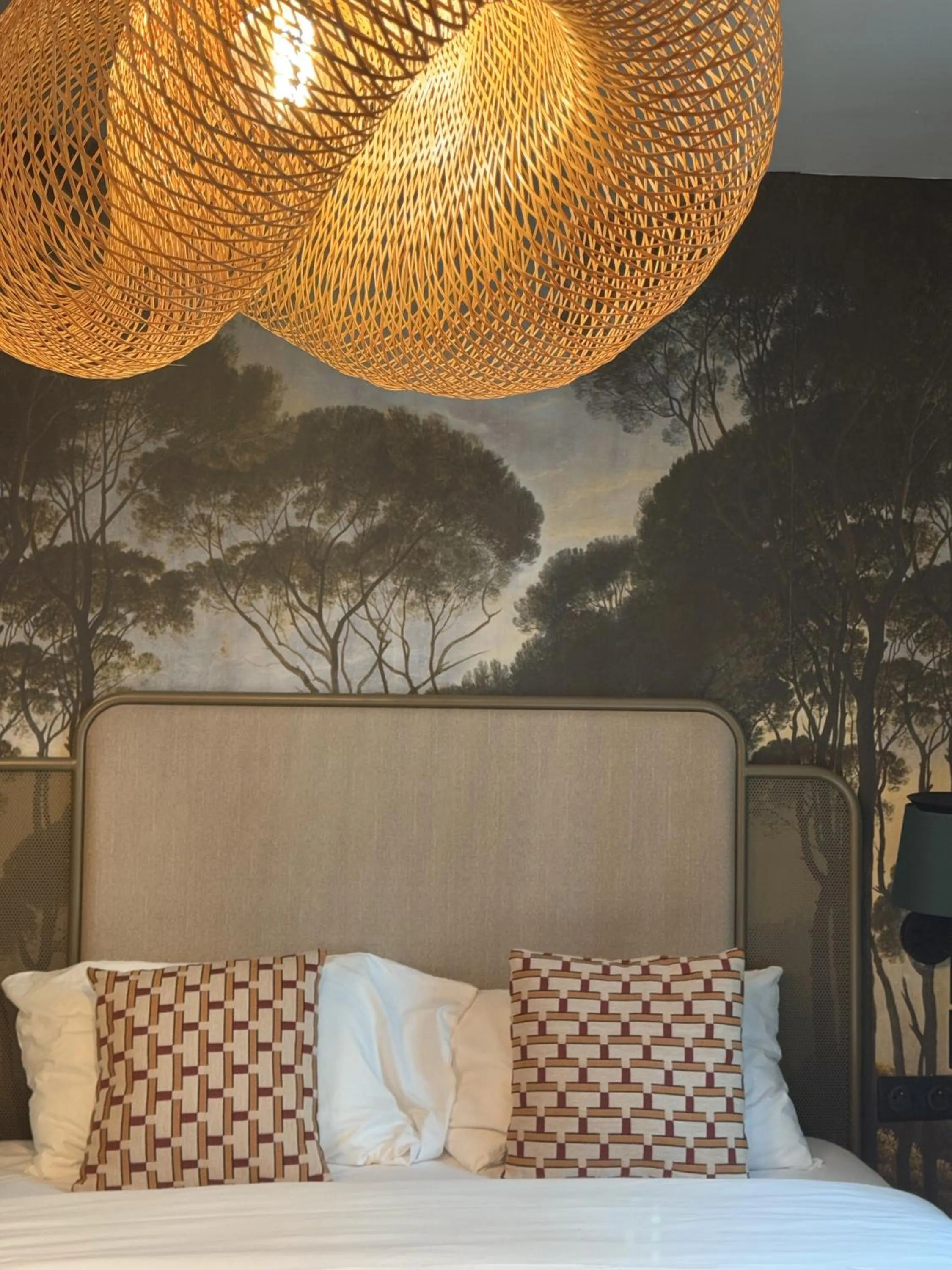 Bed in Le Village Montmartre by Hiphophostels