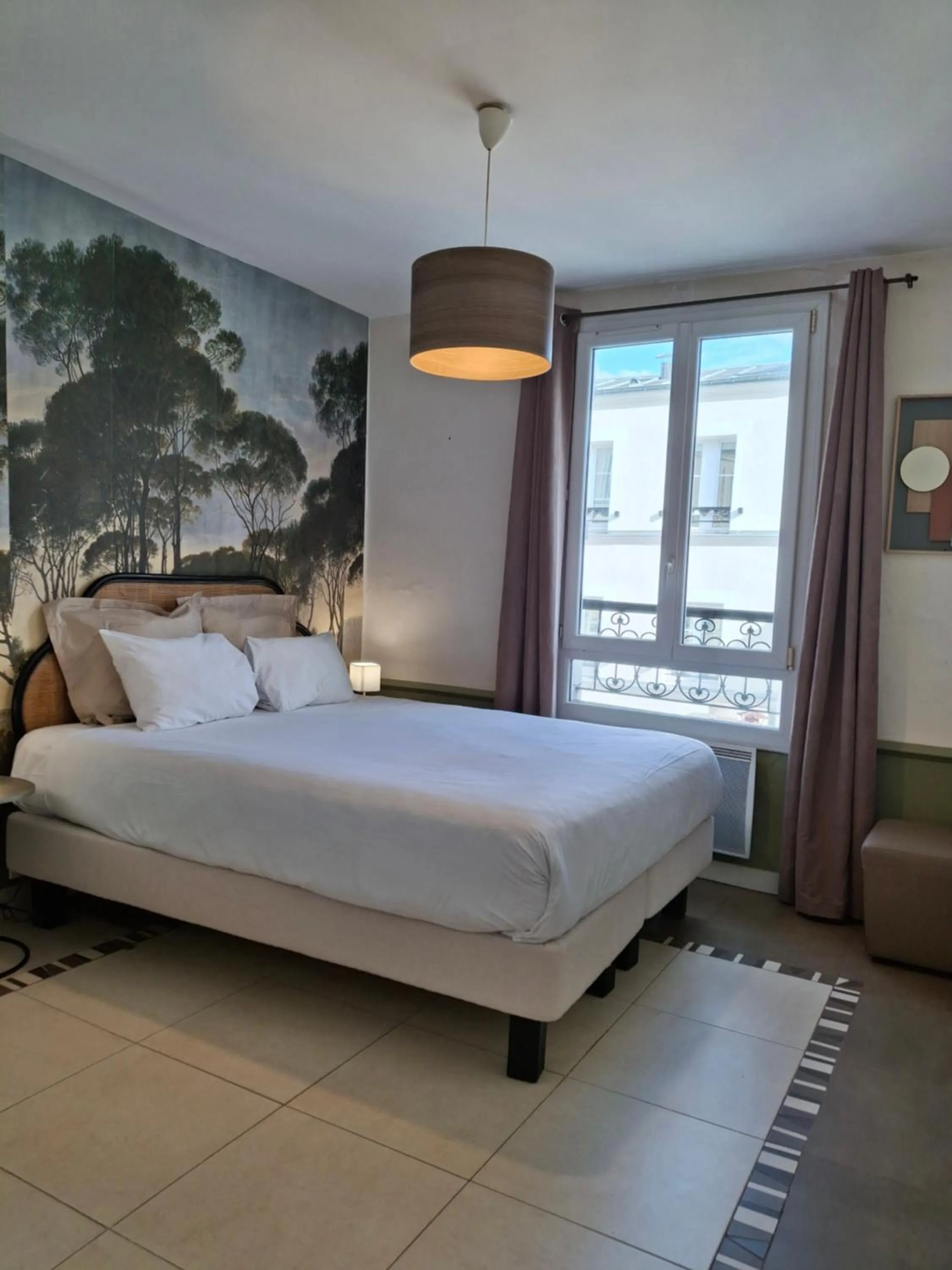 Bed in Le Village Montmartre by Hiphophostels