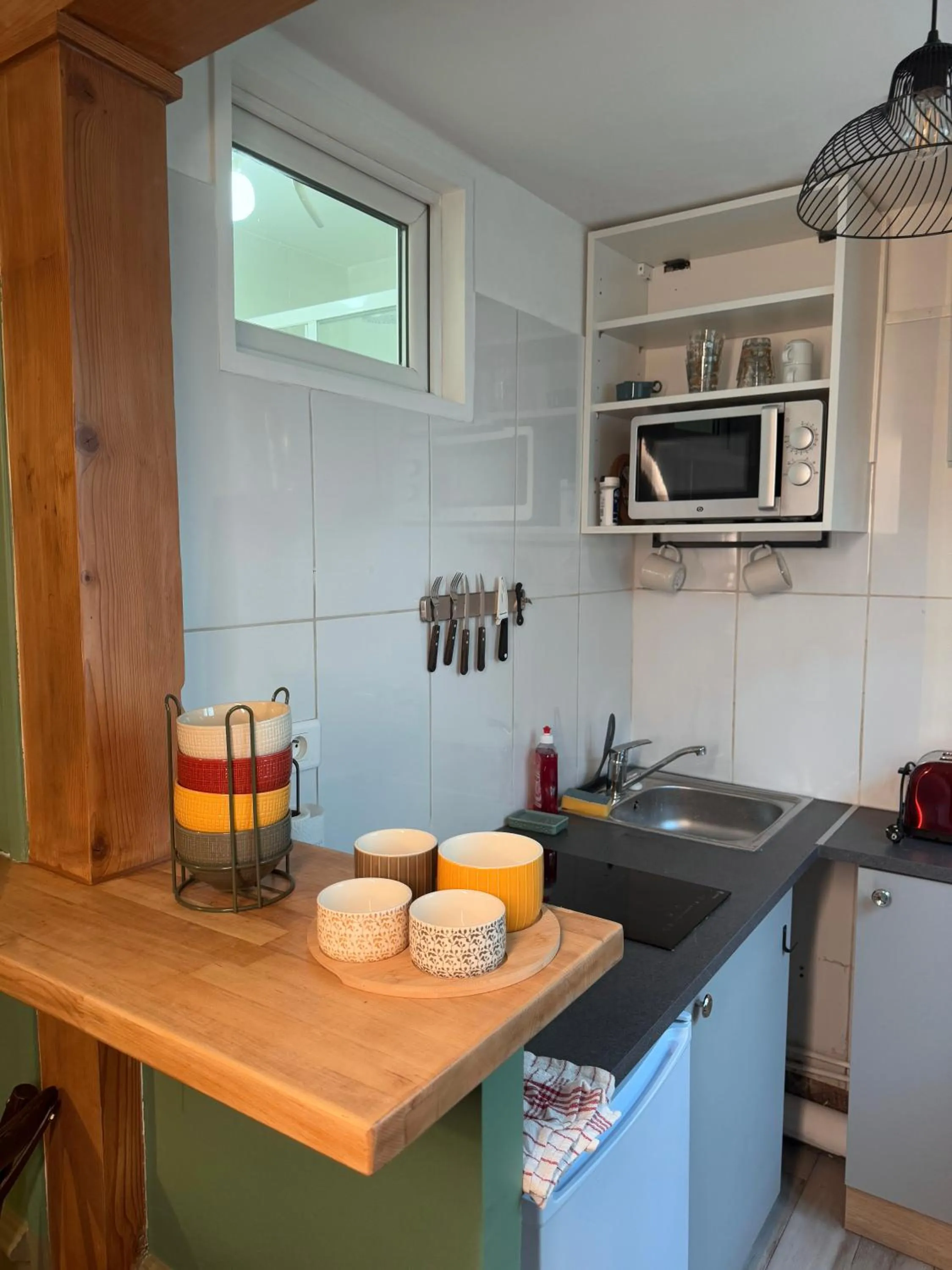 Le Village Montmartre by Hiphophostels