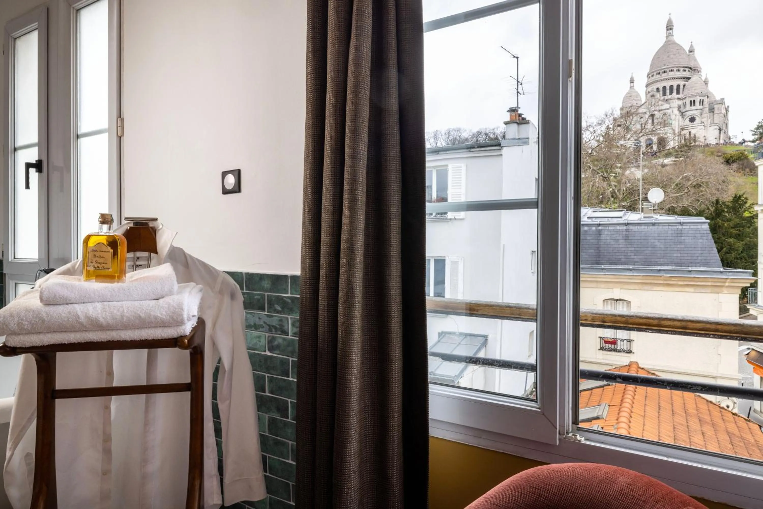 Bedroom, Bed in Le Village Montmartre by Hiphophostels