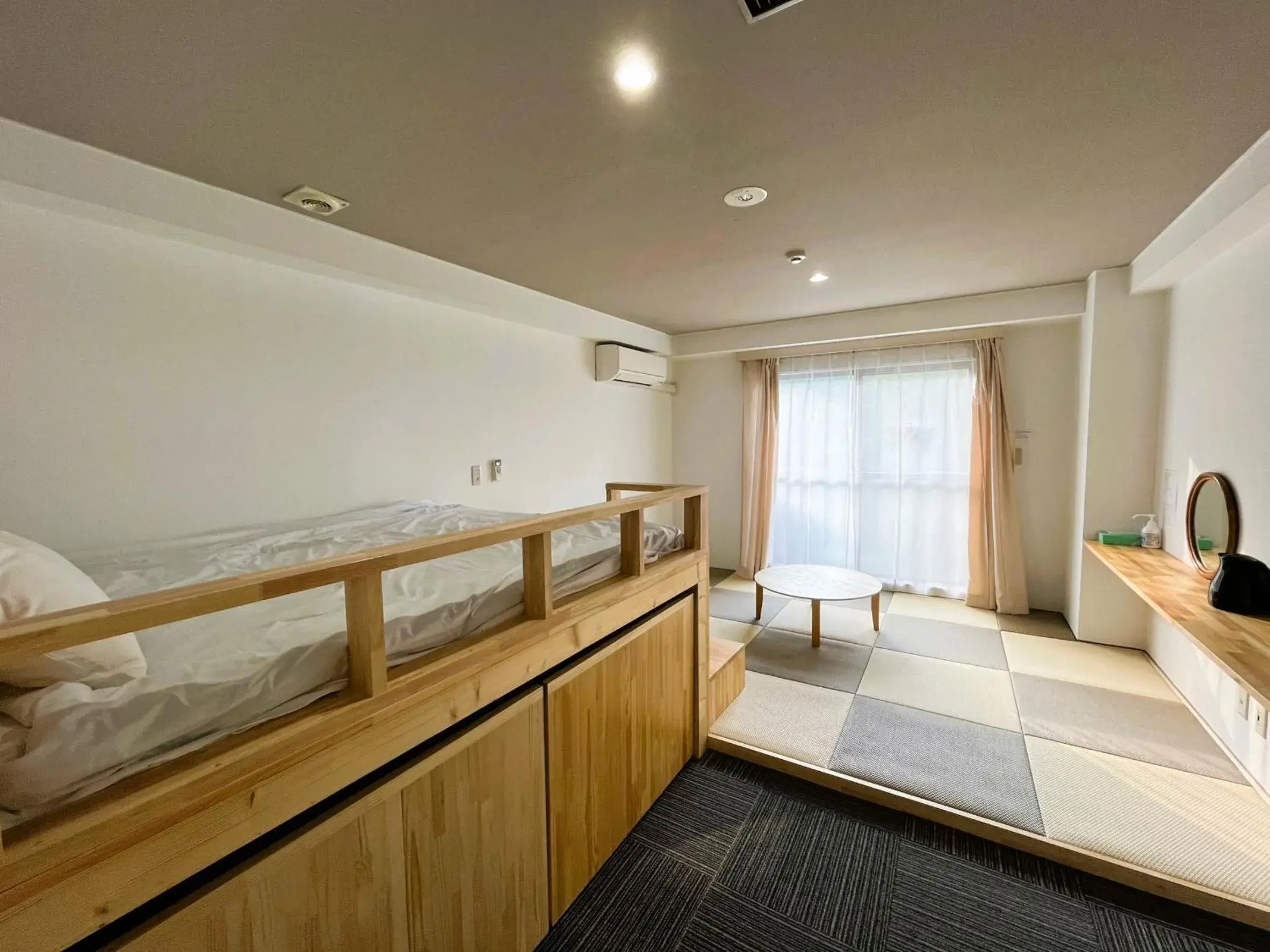 Deluxe Quadruple Room in CHENDA INTERNATIONAL HOTEL Deluxe Quadruple Room in CHENDA INTERNATIONAL HOTEL