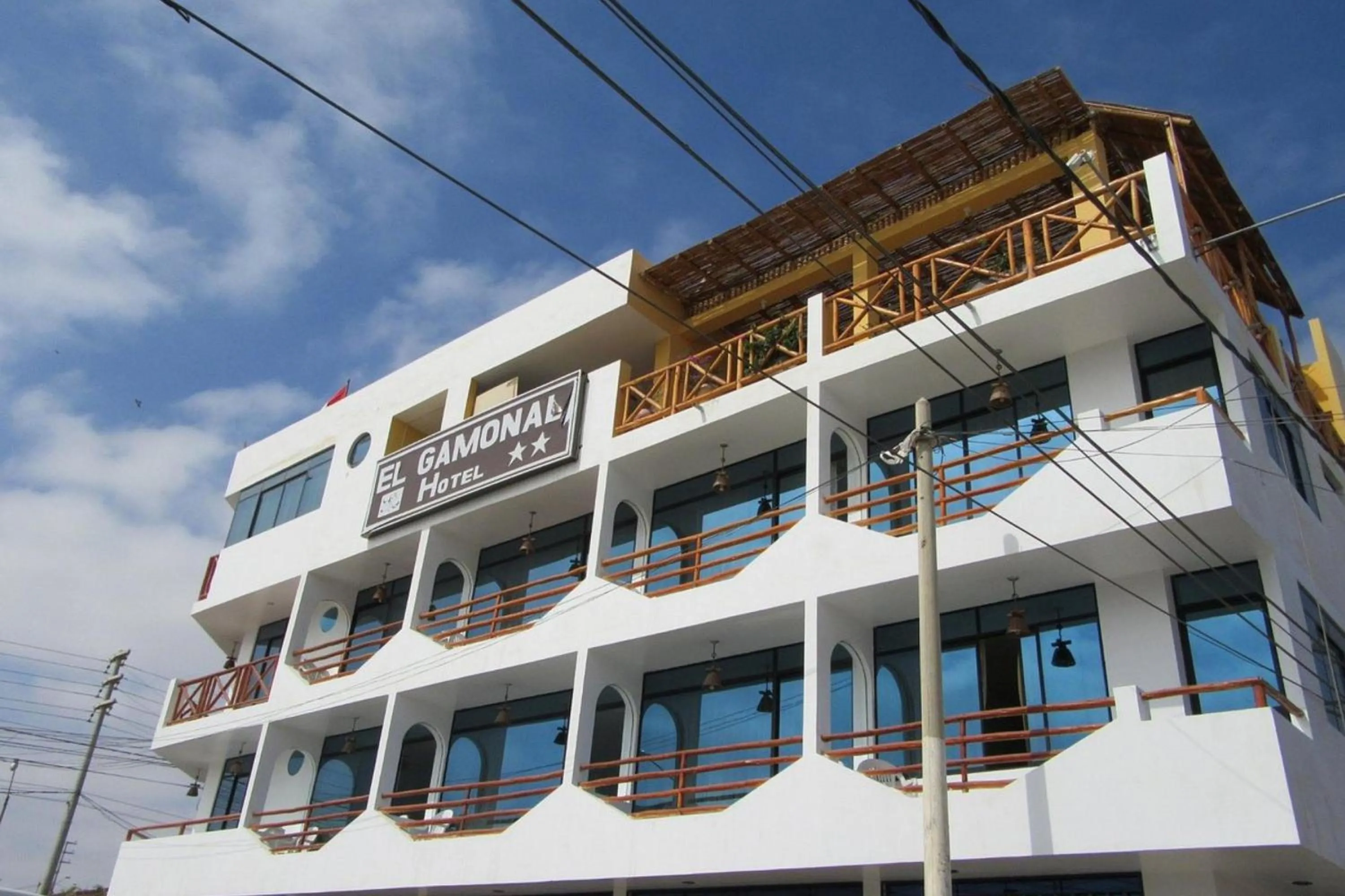 Property building in El Gamonal - Paracas